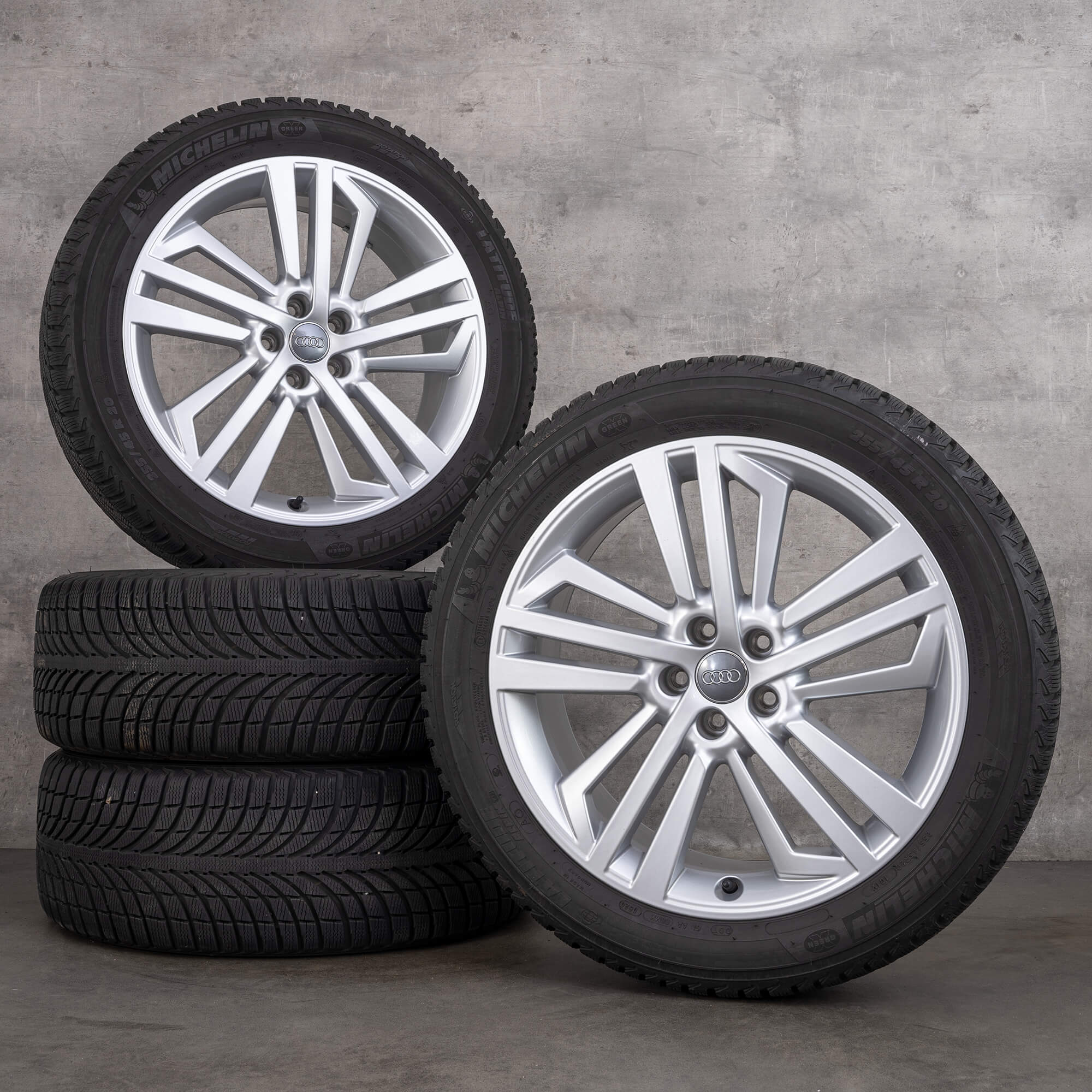 Originale Audi Q5 SQ5 vinterhjul 20 tommers FY felger 80A601025L DOT 23 sølv