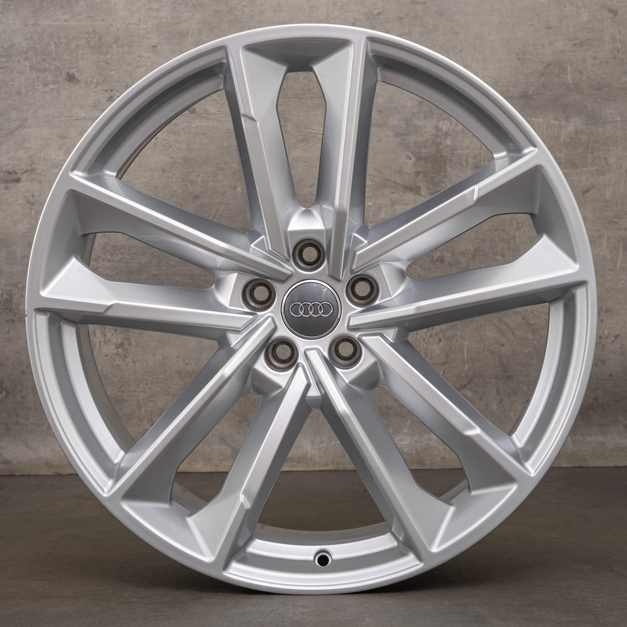 Original Audi A7 S7 RS7 A8 Felgen 21 Zoll 4G D4 4G8601025AQ silber