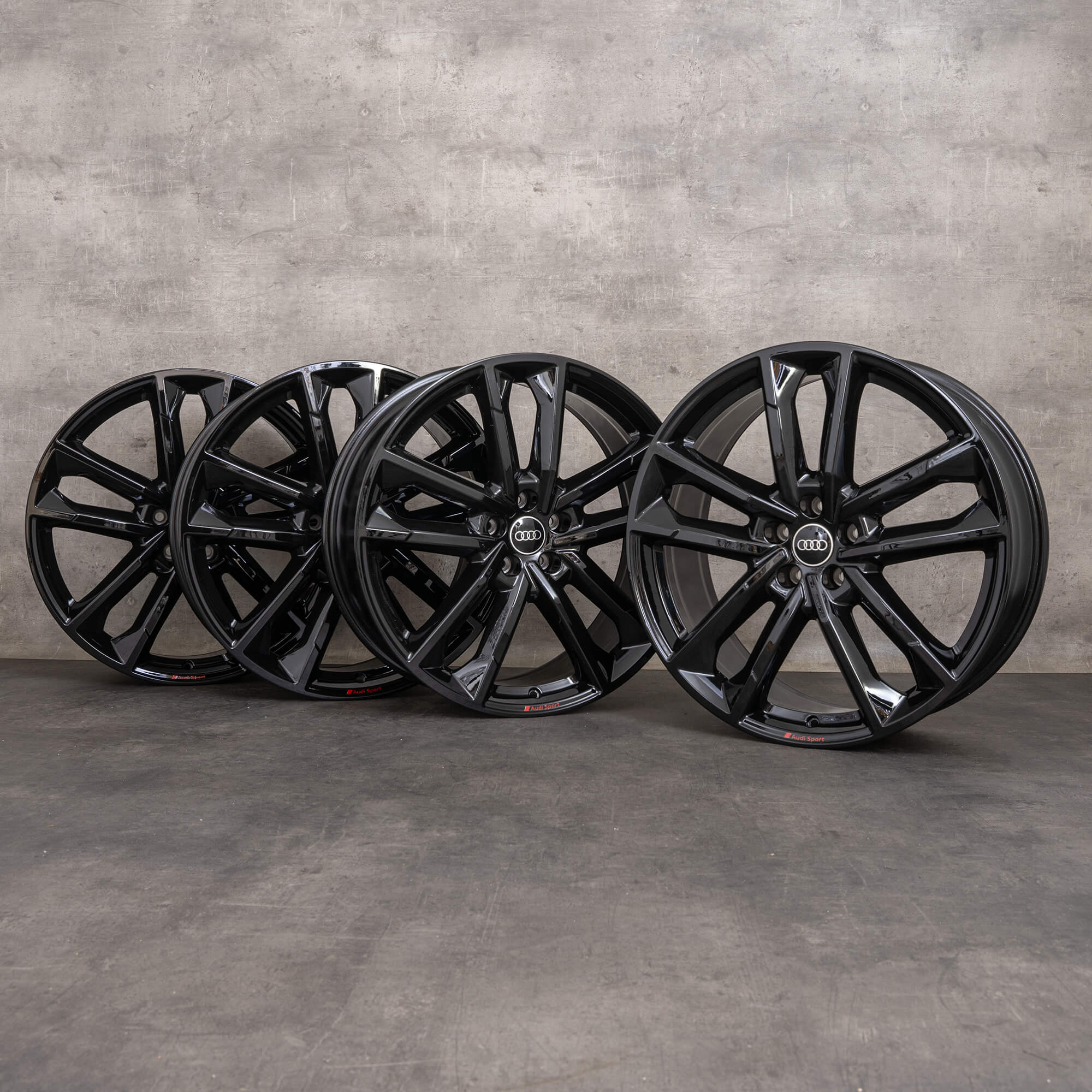 Alkuperäiset Aidot Audi A6 S6 vanteet 21 tuuman 4K C8 4K0601025AE 5 kaksoistukivarsi sport design musta kiiltävästi.