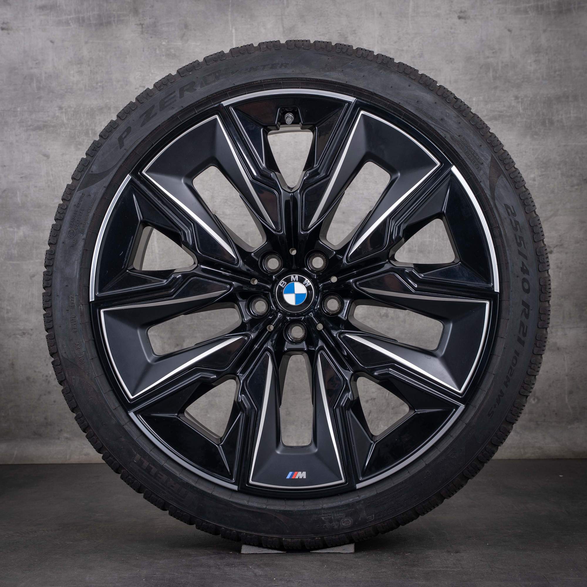 OEM BMW 7 Series i7 X3 winter wheels 21-inch G70 G45 rims Styling 909 M 5A41F78 5A41F79 black diamond cut