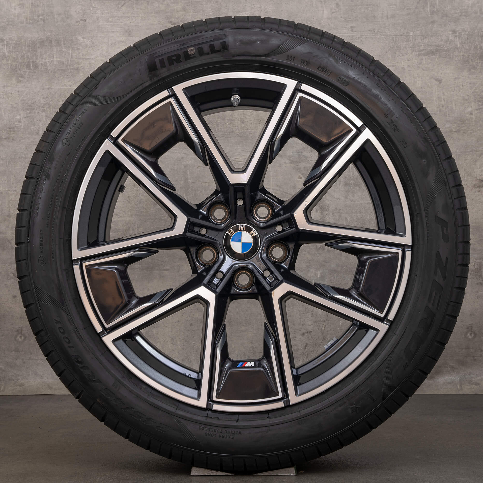 BMW 4er i4 G26 Sommerräder 18 Zoll Felgen Sommerreifen 8747286 8747303