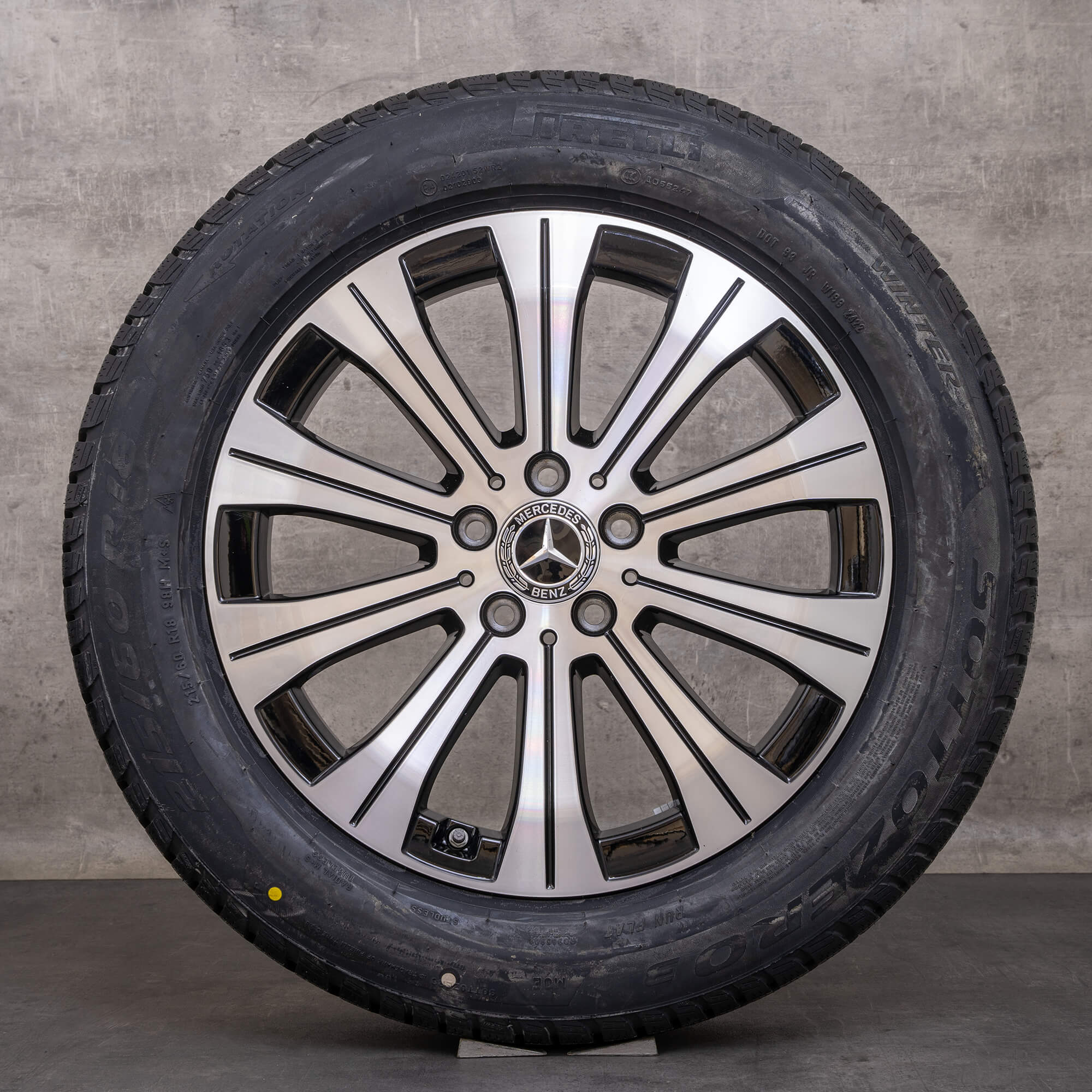 Alkuperäiset Mercedes Benz EQA EQB talvirenkaat 18 tuumaa H243 X243 vanteet A2434010000 musta kiillotettu