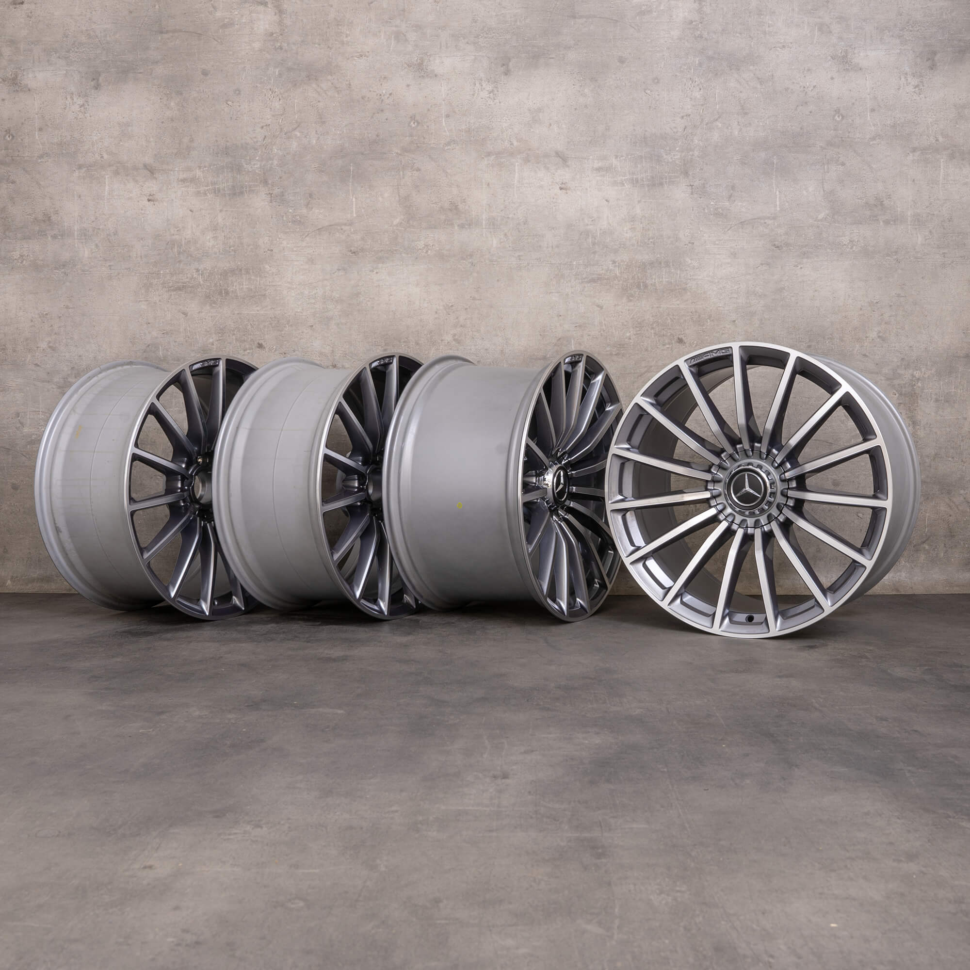 Alkuperäiset Mercedes Benz AMG GT 43 53 63 & S 4Matic+ vanteet 20 tuuman X290 4-door A2904012100 A2904010700 himalaya grey kiillotettu NEW