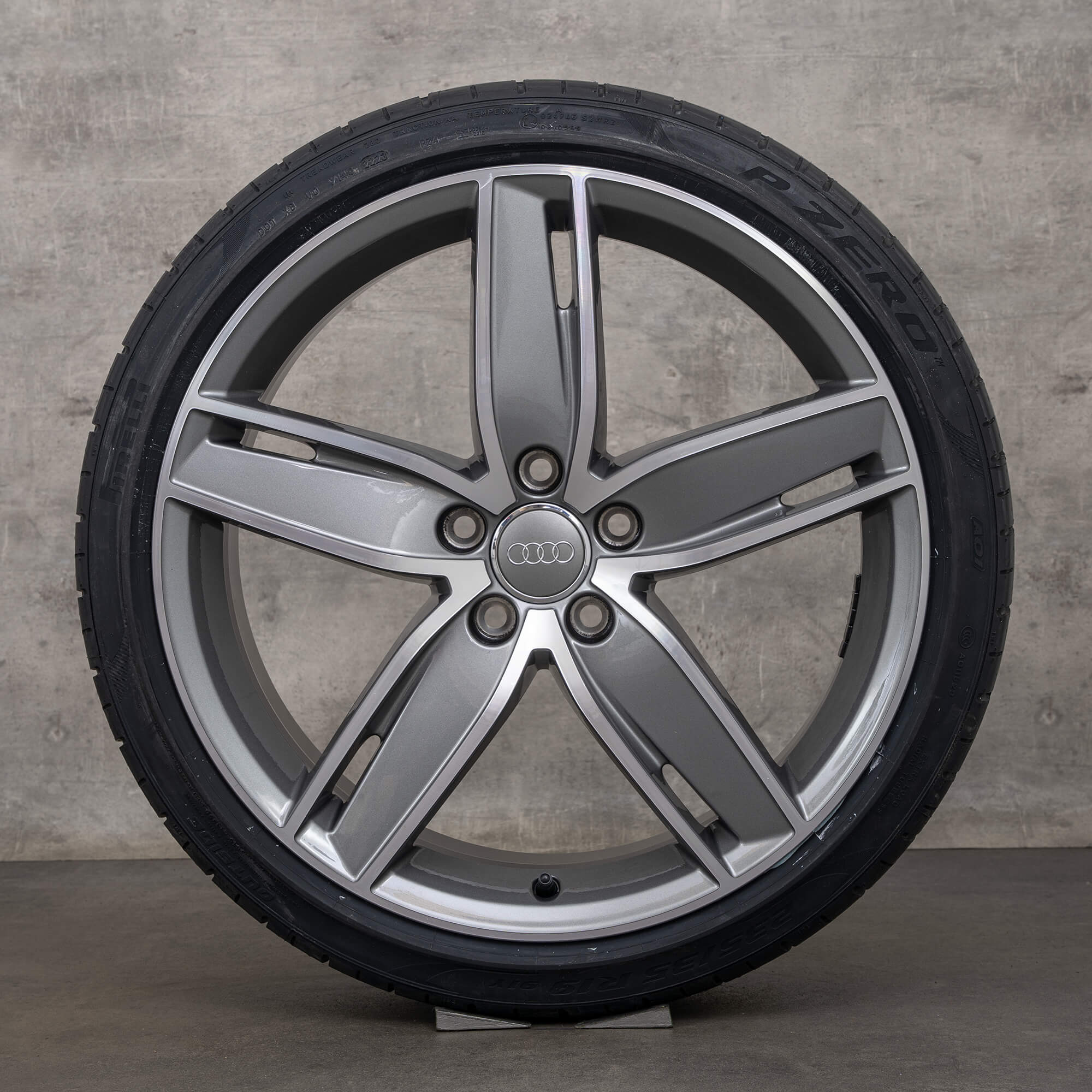 Audi 19 inch A3 S3 RS3 8V S line velgen zomerbanden zomervelgen 8V0601025AS