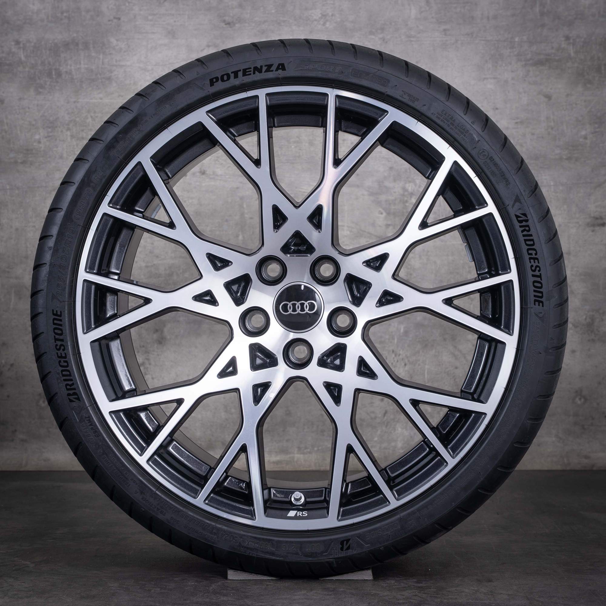 Original Audi RS3 Felgen 19 Zoll 8Y Sommerräder 8Y0601025DF 8Y0601025DB granit glanzgedreht