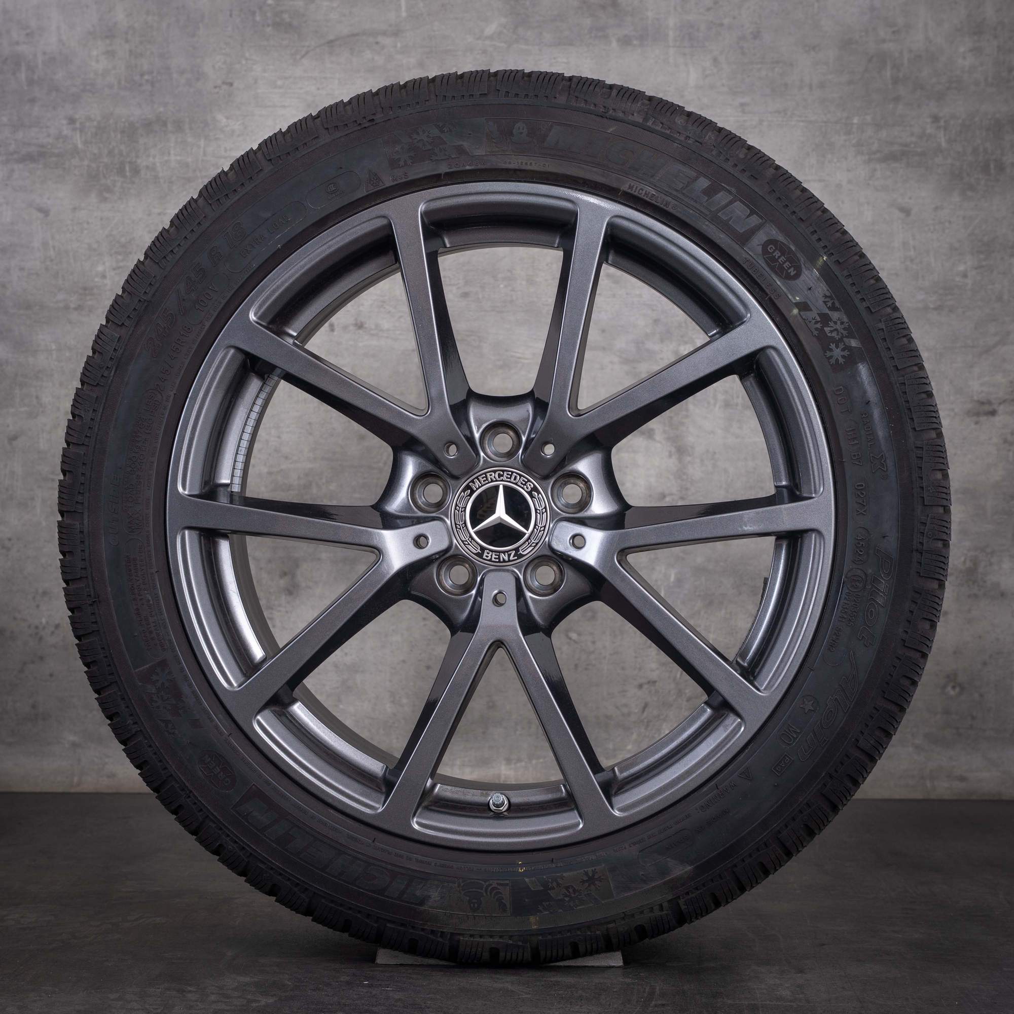 Original Mercedes Benz CLE Winterräder 18 Zoll W236 Felgen A2364010300 tremolit grey glanz
