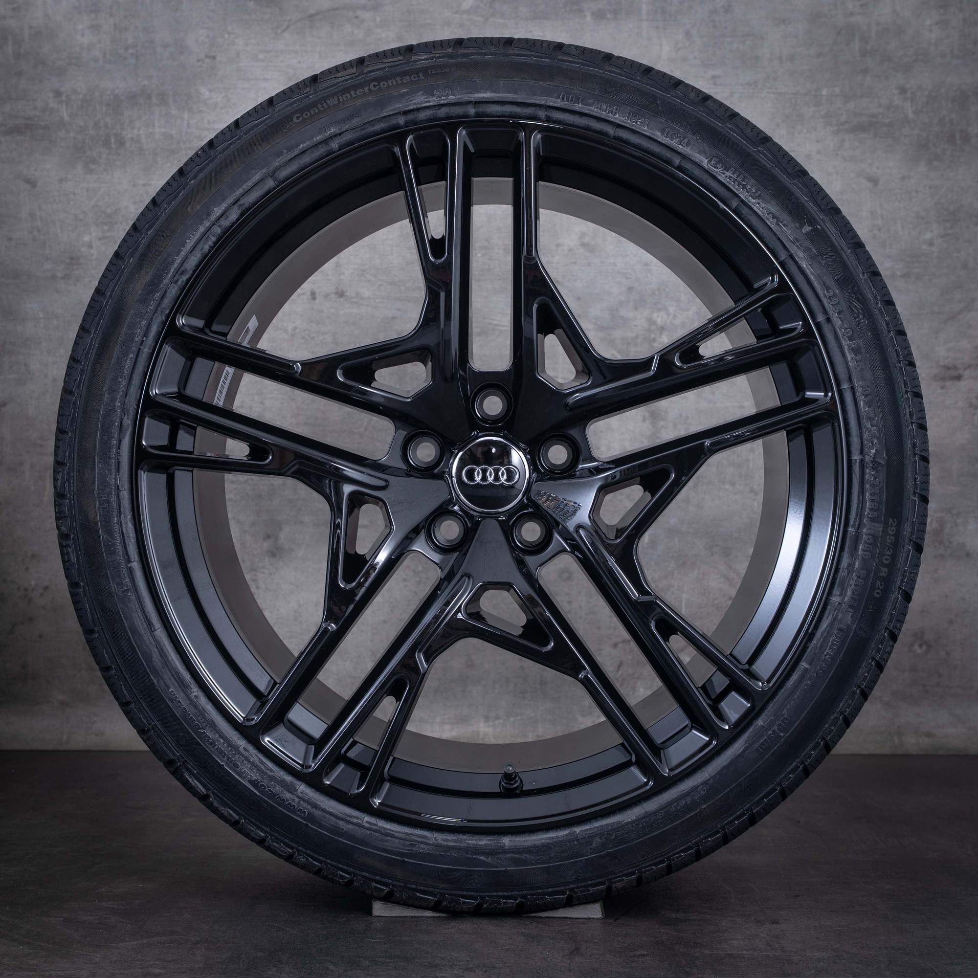 Original Audi R8 Winterräder 20 Zoll 4S Felgen 4S0601025AF 4S0601025AG schwarz glanz