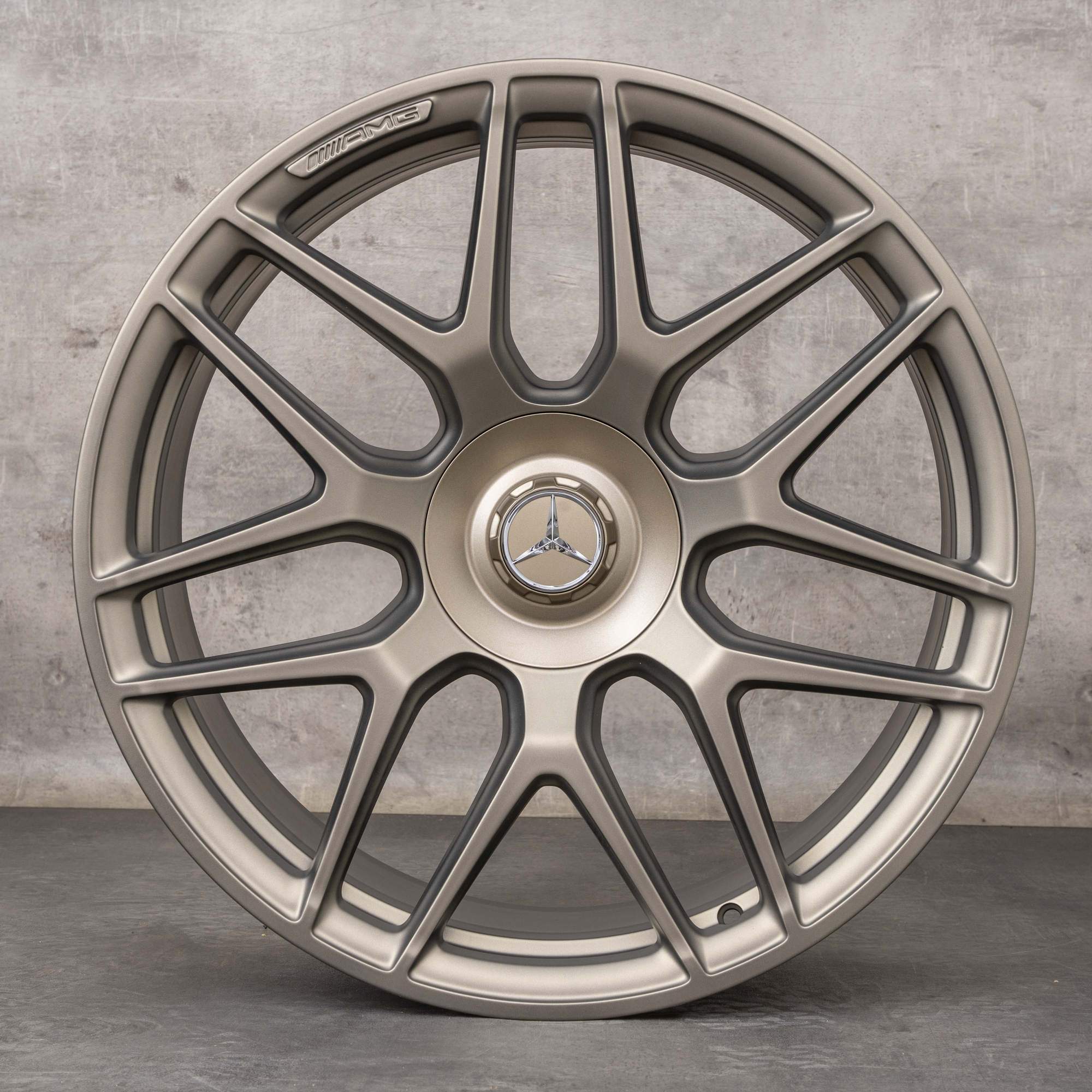 Alkuperäiset Mercedes Benz G-sarjan G63 AMG talvirenkaat 22 tuuman W465 W463A vanteet A4634012000 Vahvempi kuin aika techgold