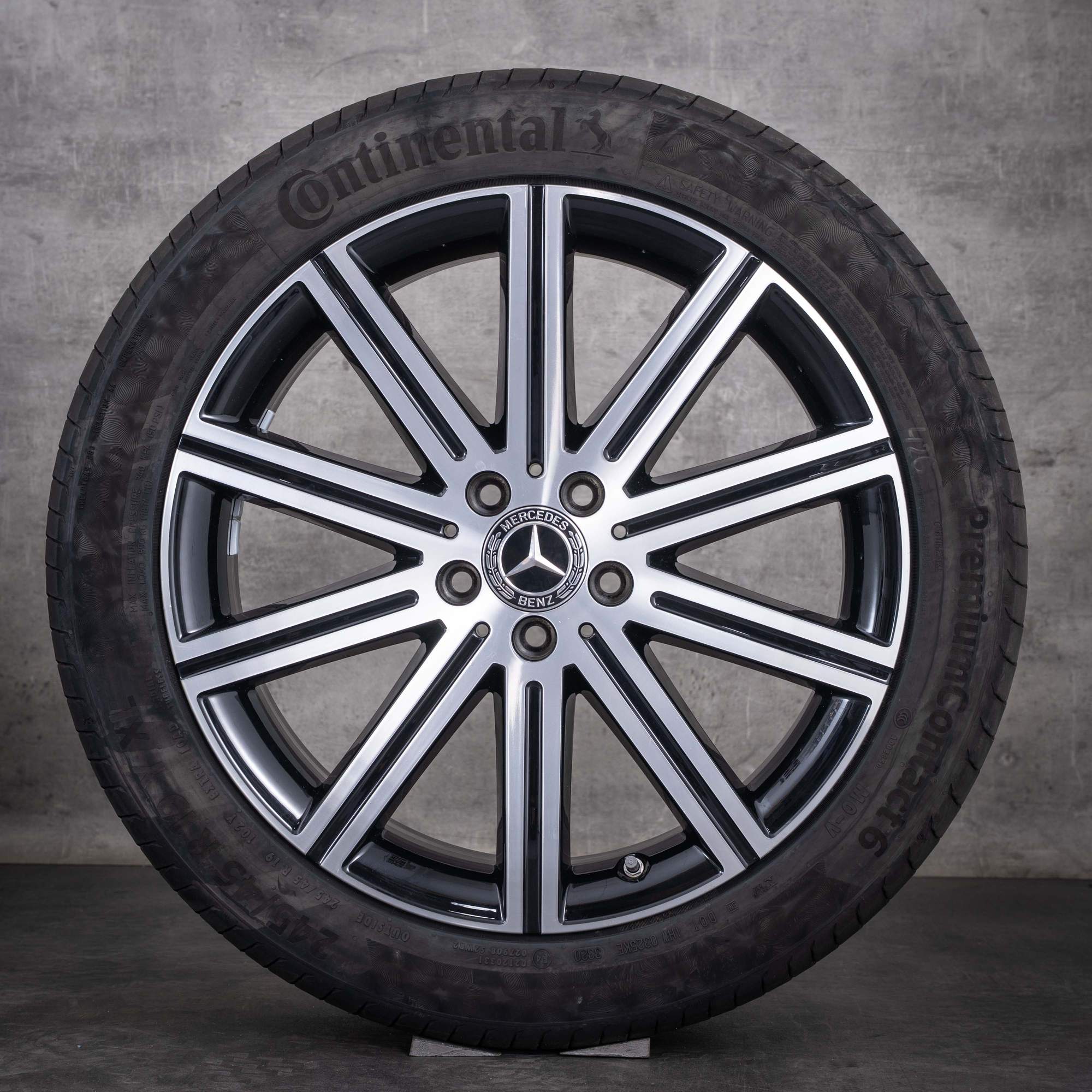 Originalfälgar till Mercedes-Benz V-Klass 19 tum W447 Vito Sommarhjul A4474015600 svarta frontpolerade