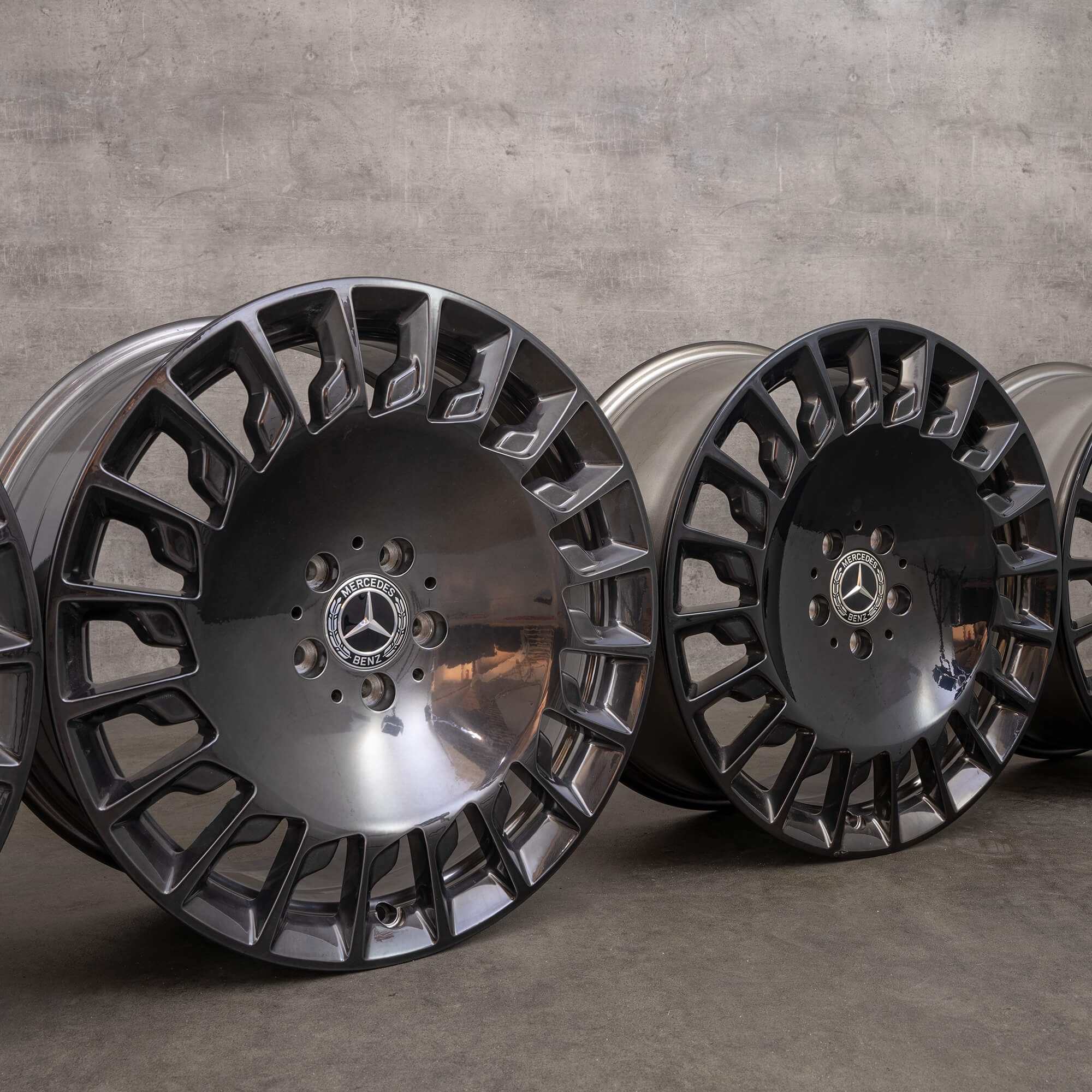 Mercedes Benz Maybach S-Class 222 19 inch rims A2224013600 A2224013700