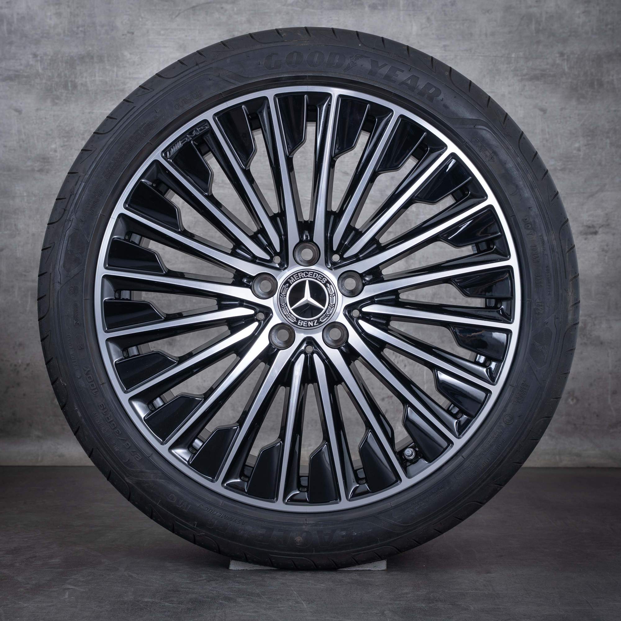 Alkuperäiset Mercedes Benz CLE AMG vanteet 19 tuuman C236 A236 kesäpyörät A2364011900 A2364012000 musta Kiillotettu