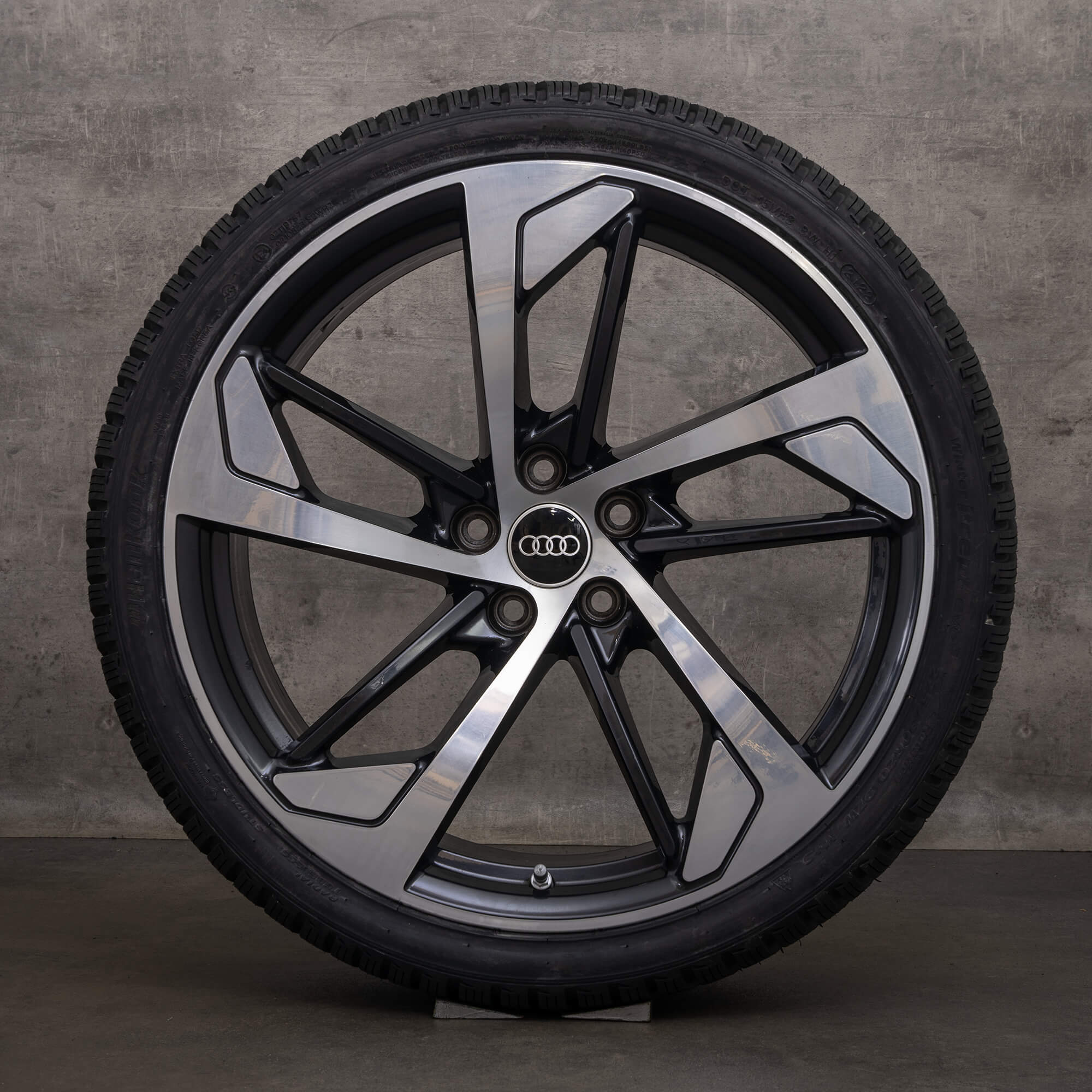 Original Audi RS4 RS5 Felgen 20 Zoll B9 8W F5 Winterreifen Trapezoid 8W0601025CN Winterräder