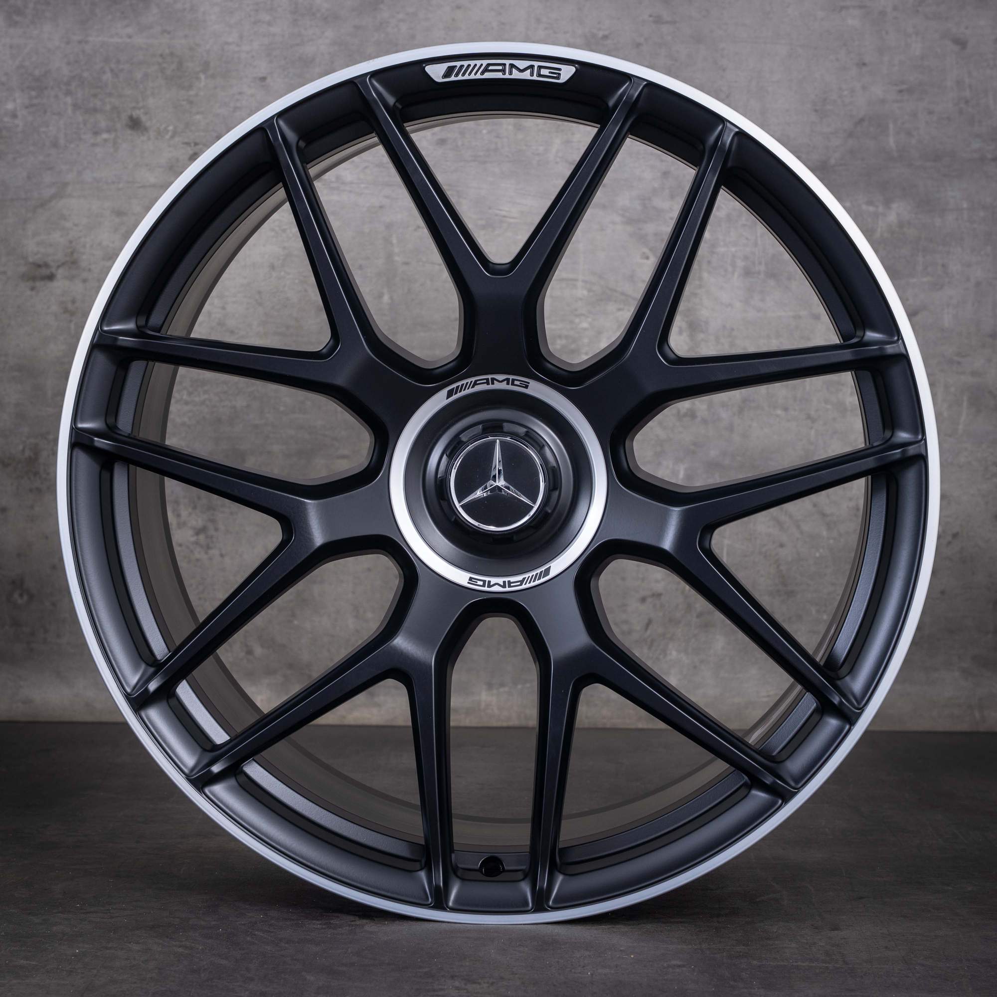 Oryginalne koła zimowe Mercedes-Benz AMG GT 43 53 63 S 4Matic+ E Performance 21 cala X290 A2904010800 A2904010900 czarne matowe z diamond cut NOWE