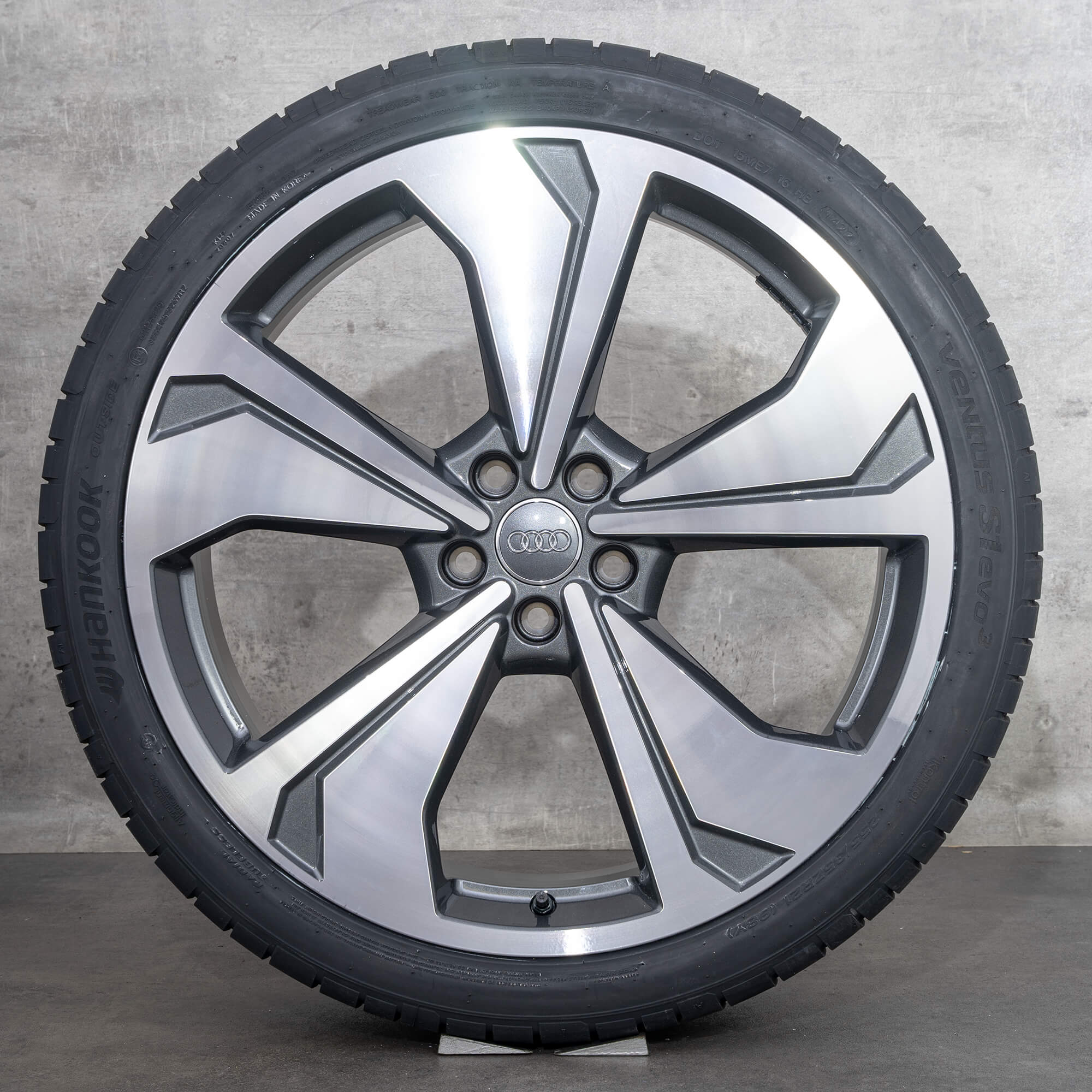 Äkta Audi A7 S7 fälgar 21 tum C8 4K sommarhjul 4K8601025AH antracit glänsande svarvade sommardäck NY