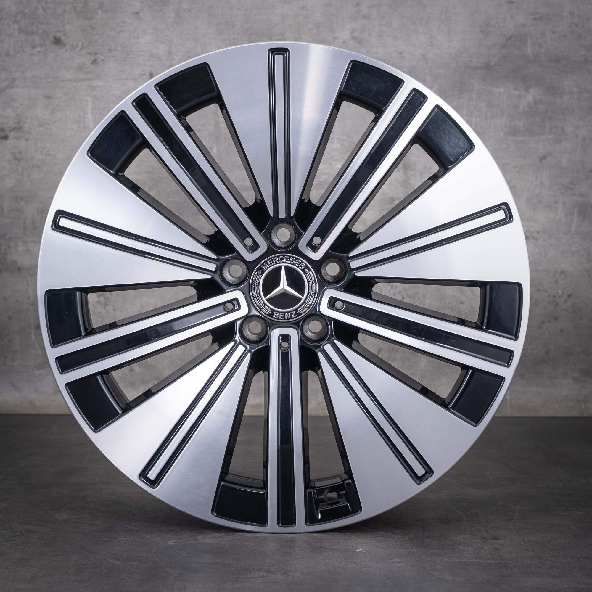 OEM Mercedes-Benz EQS 19inch V297 A2974010600 rims Black diamond cut
