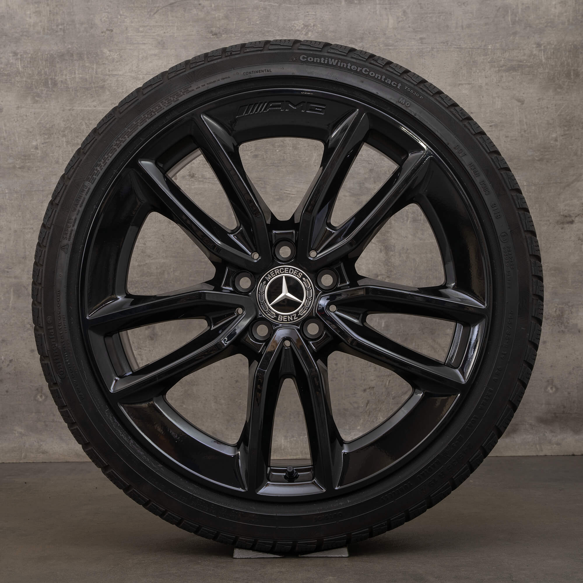 Original AMG Mercedes CLA 35 C118 X118 19 Zoll Winterreifen Felgen 