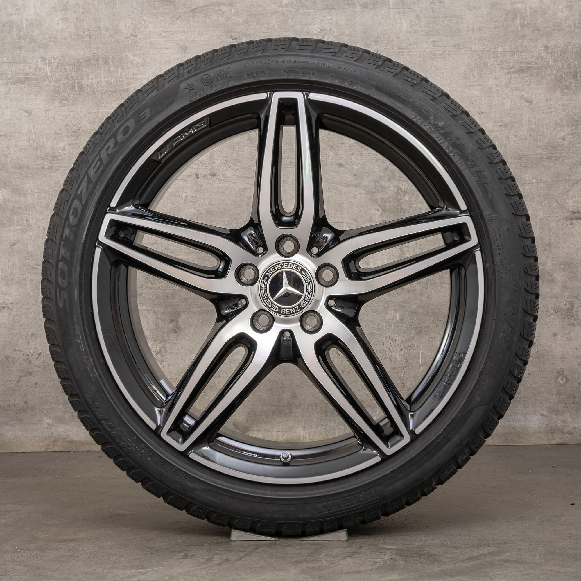 Pneumatici invernali originali AMG Mercedes Benz Classe E 19 pollici W213 S213 C238 A238 cerchi A2134012000 nero lucido torniti