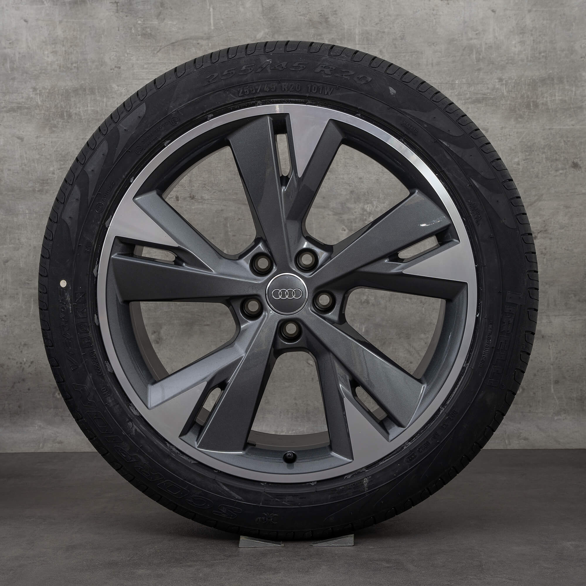 Jante originale Audi Q4 e-tron 20 inch Sportback Anvelope de vară 89AQ6901025AR 89A601025AS gri grafit Lucios NOU