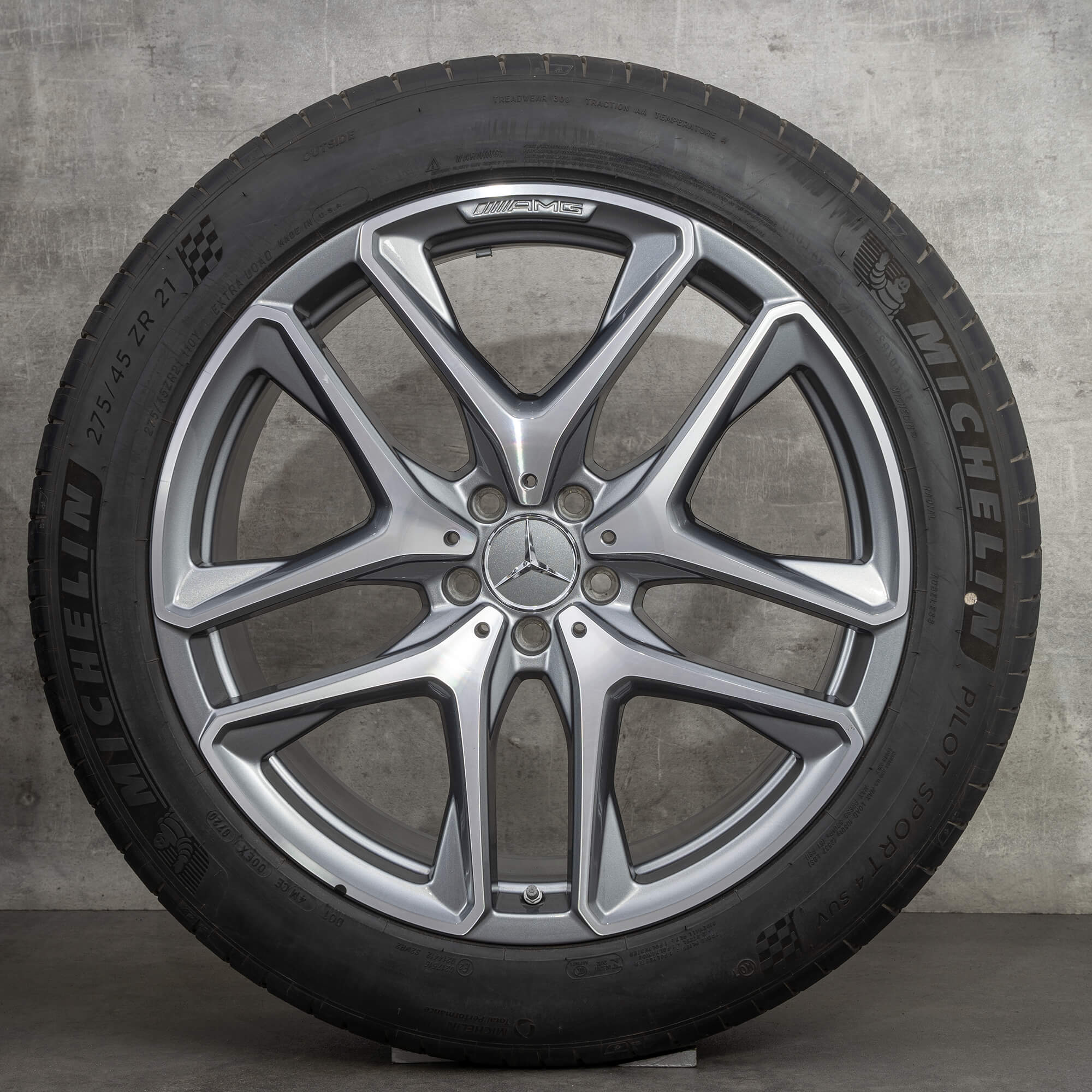 Pneus été AMG Mercedes Benz GLE 53 63 21 pouces d'origine