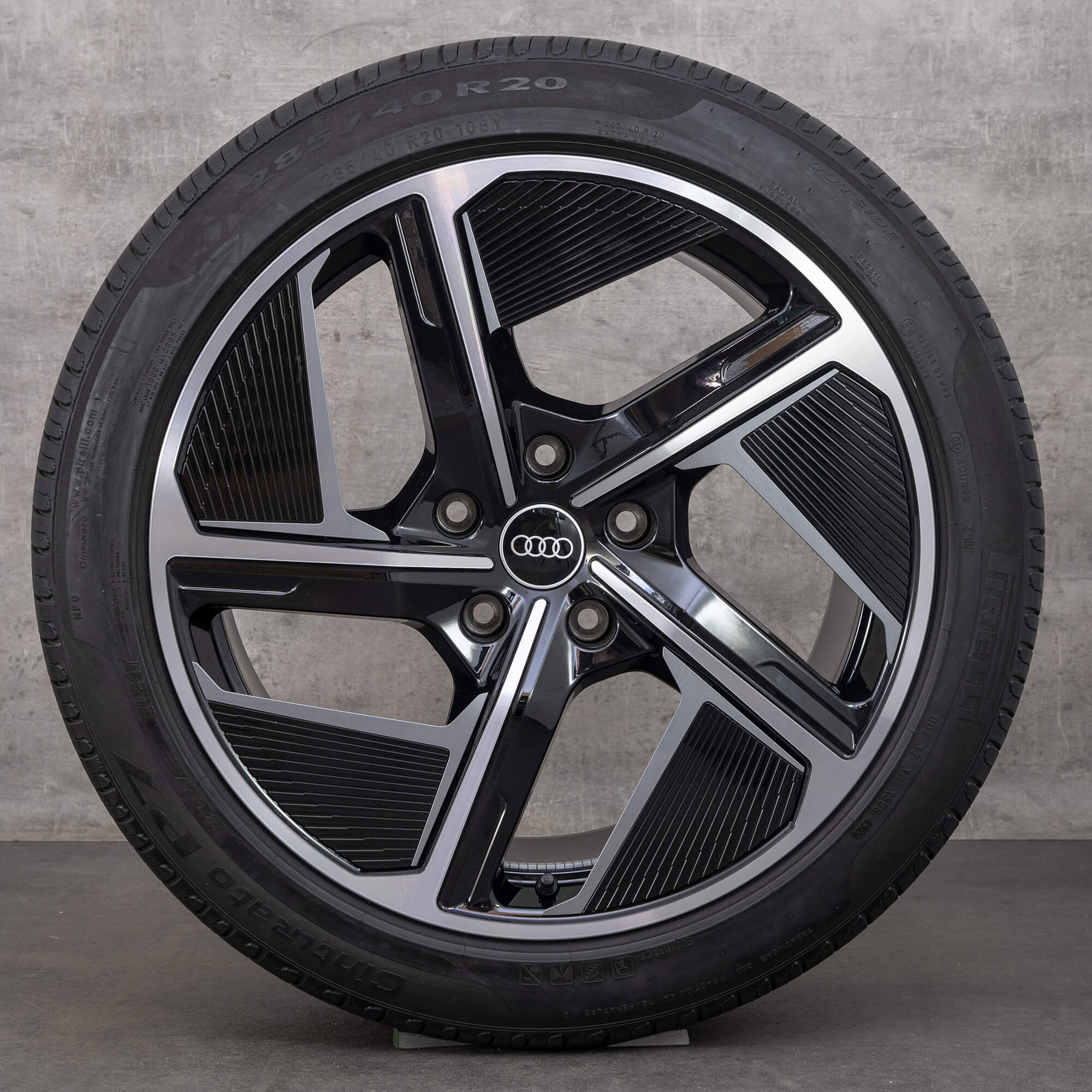 Originale Audi e-tron GT RS fælge 20 tommer FW Sommerrder Aero 4J3601025F 4J3601025H sort blank drejet NYT