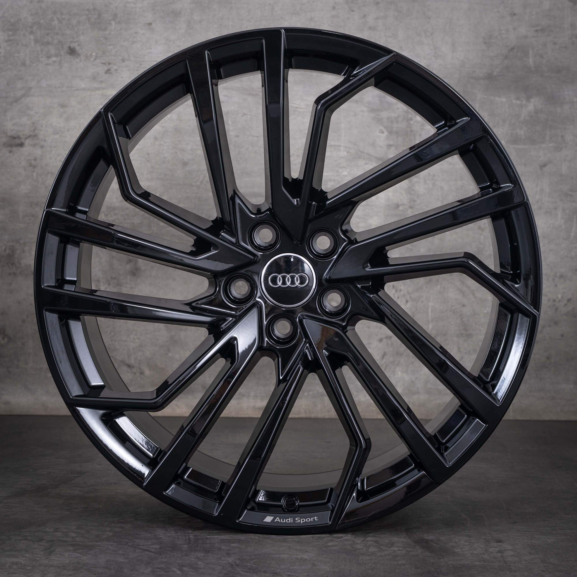 Oryginalne koła zimowe do Audi RS4 RS5 20 cali felgi B9 8W F5 nr kat. 8W0601025FT czarne z połyskiem