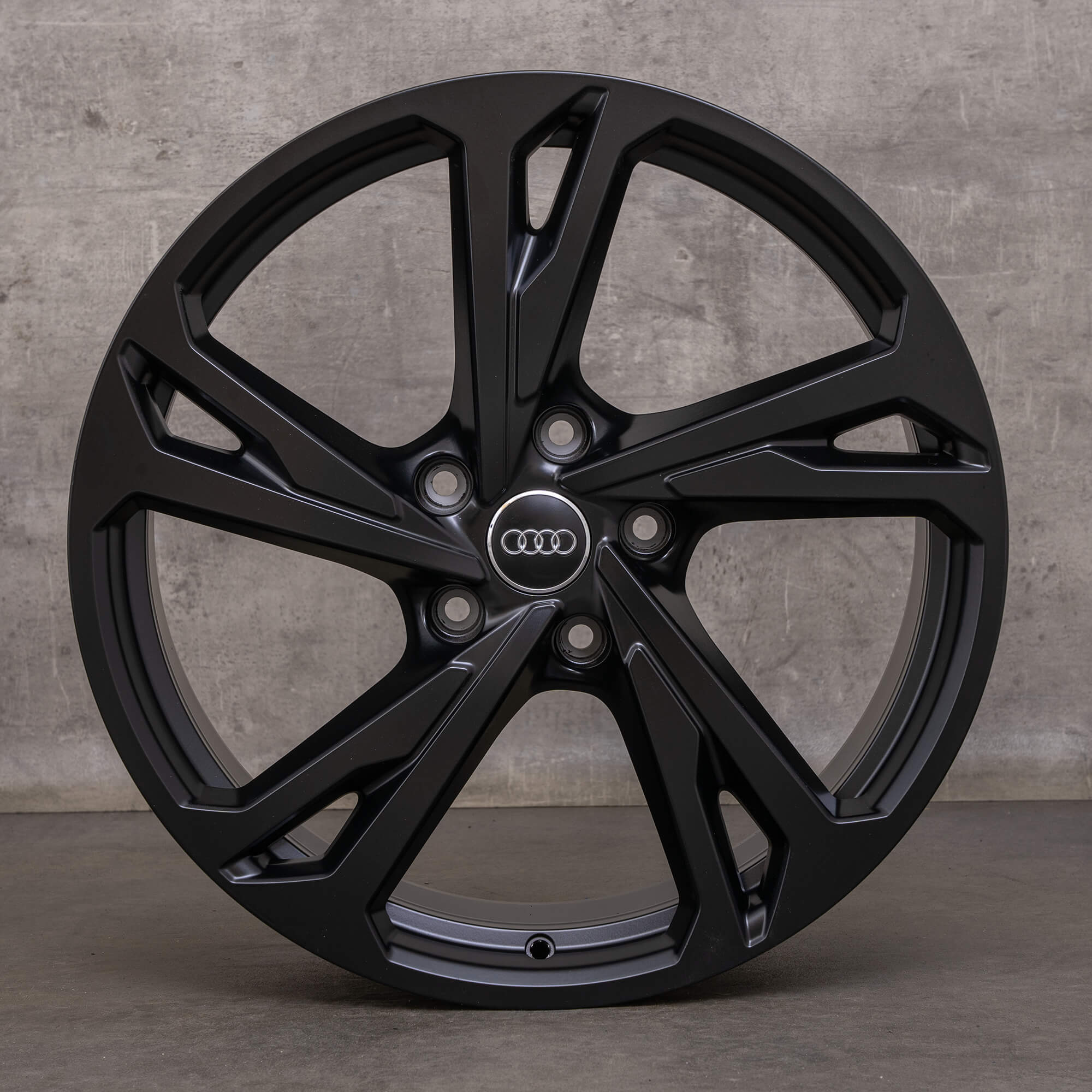 Originale Audi e-tron GT felger 20 tommer FW Gran Turismo Quattro 4J3601025AN 4J3601025AM svart satinfinish