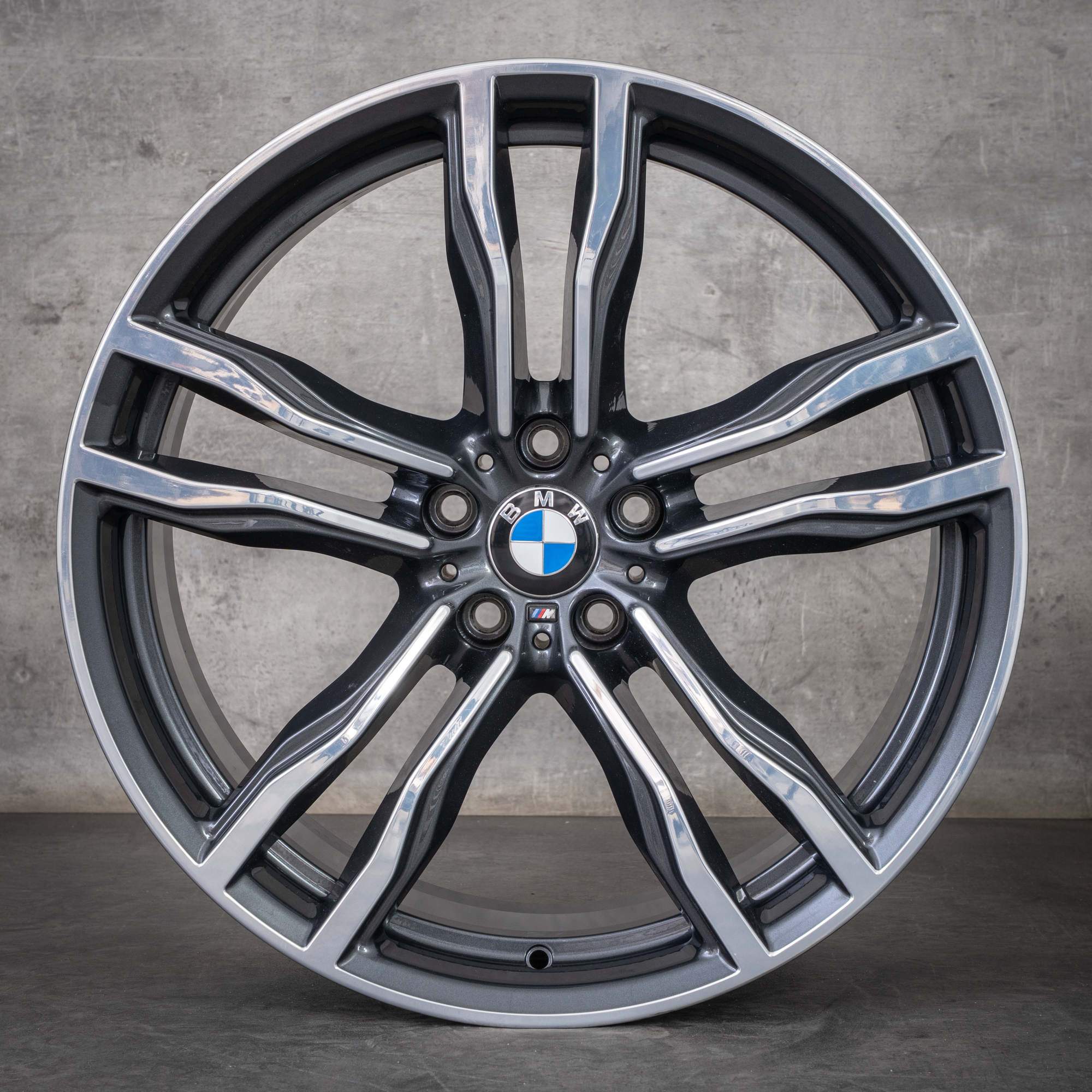 Alkuperäiset BMW X5M X6M vanteet 21 tuuman F85 F86 Styling 612 M 2284652 2284653 orbit grey kiillotettu