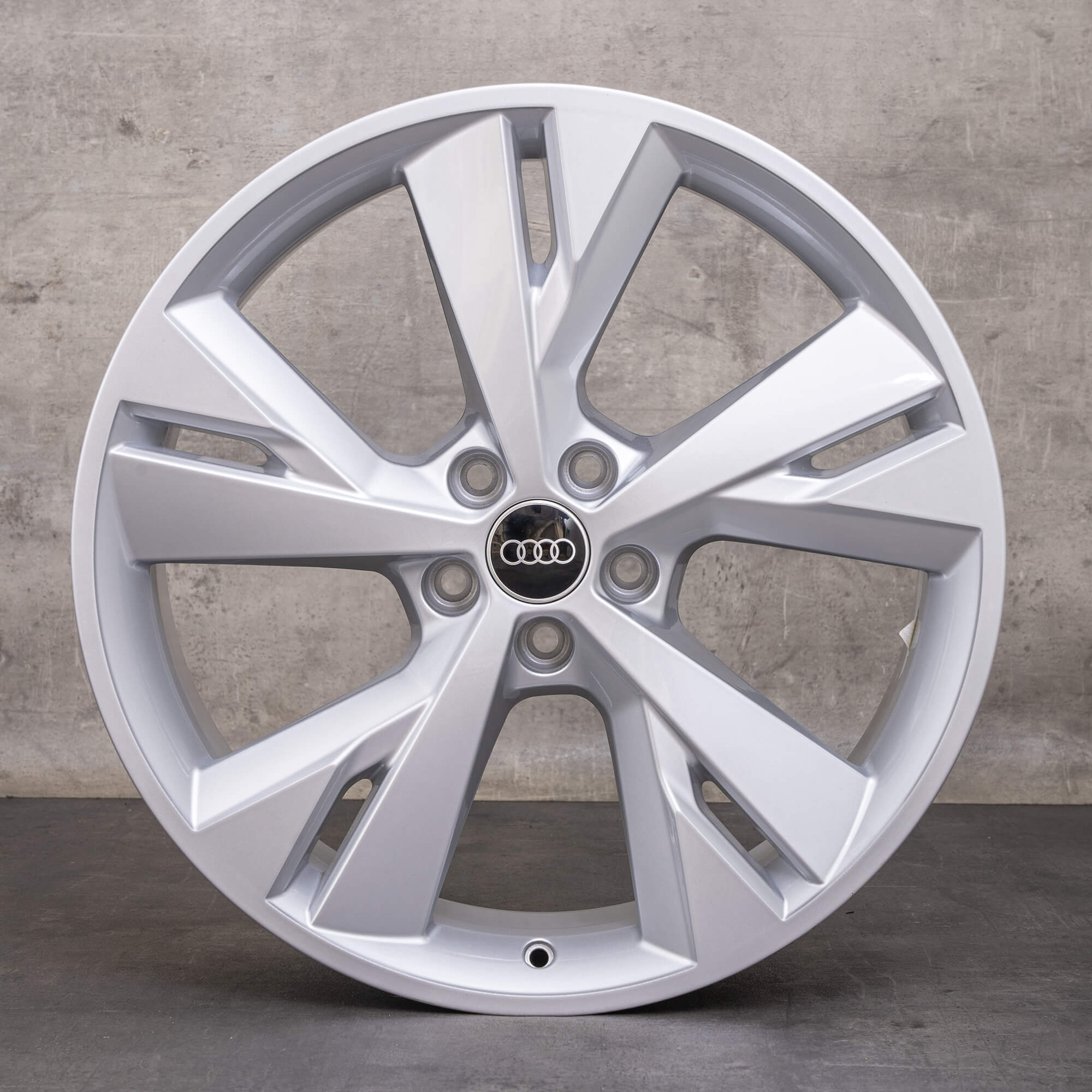Jante originale Audi e-tron Q4 & Sportback 20 inch FZ 89A601025AP 89A601025AQ argintiu