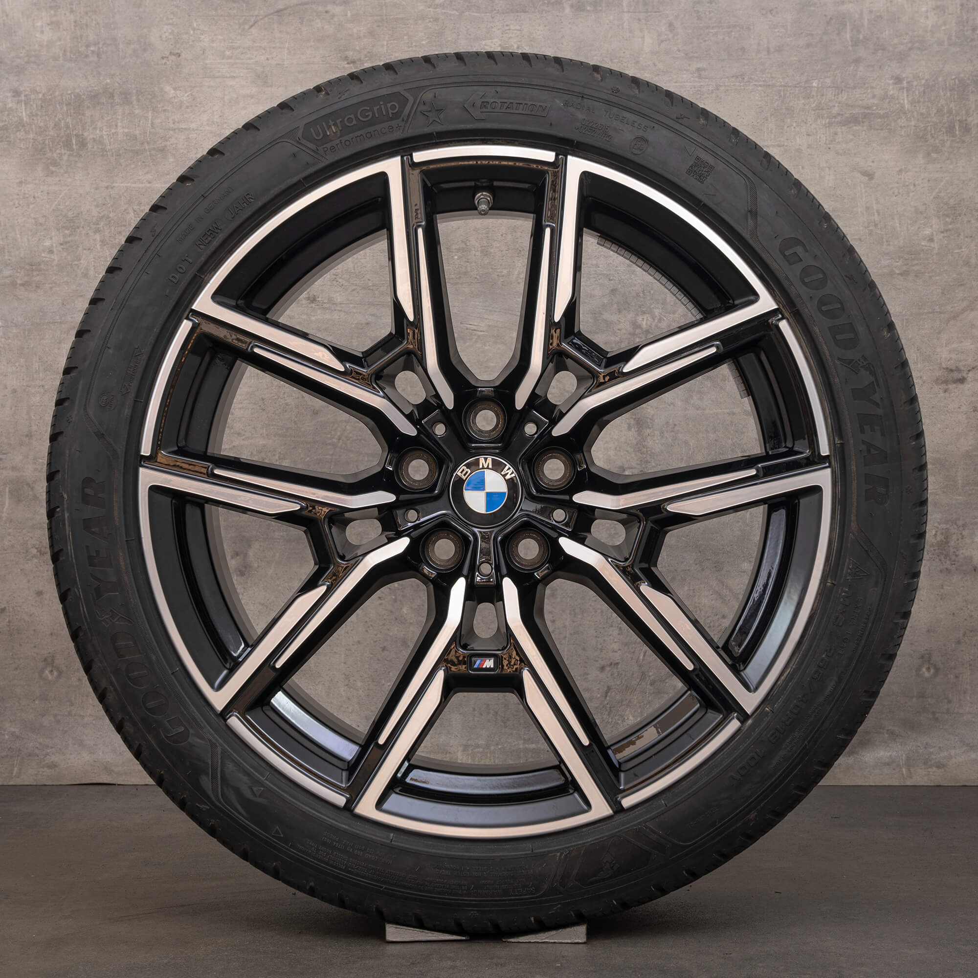 BMW I4 4 Series Gran Coup G26 Winter Wheels Tires 19 Inch Rims 859 M