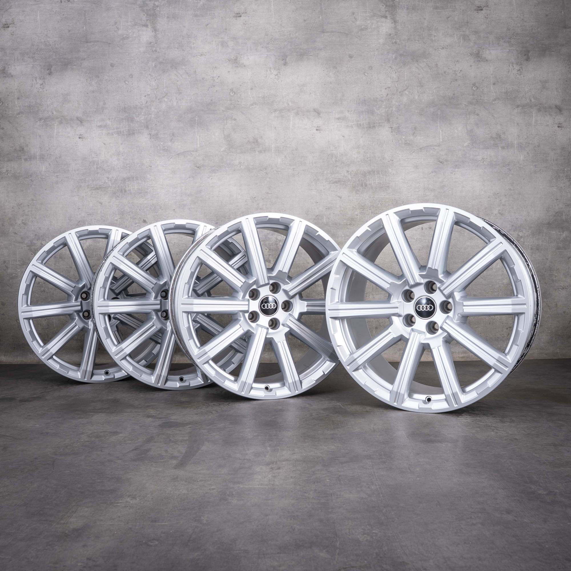 Alkuperäiset Audi Q7 SQ7 -vanteet 20 tuumaa 4M 4M0601025AE hopeanväriset alumiinivanteet