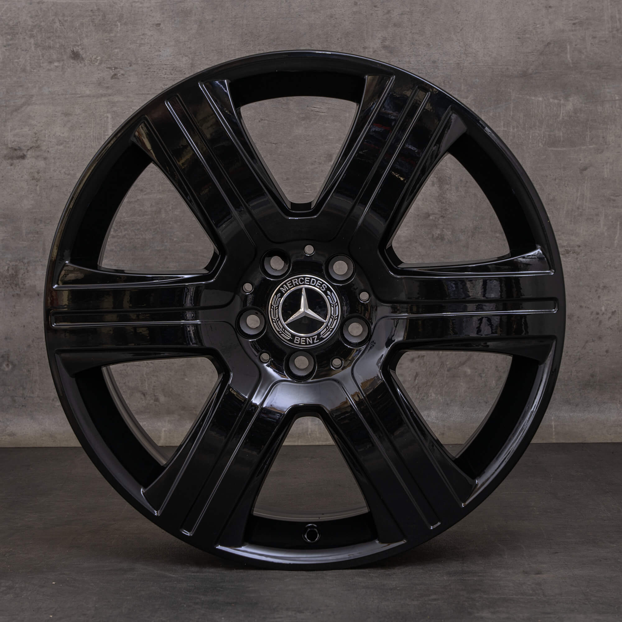 Oryginalne felgi Mercedes-Benz GLC Klasy E 19 cali W253 X213 All-Terrain A2534011600 czarne z połyskiem