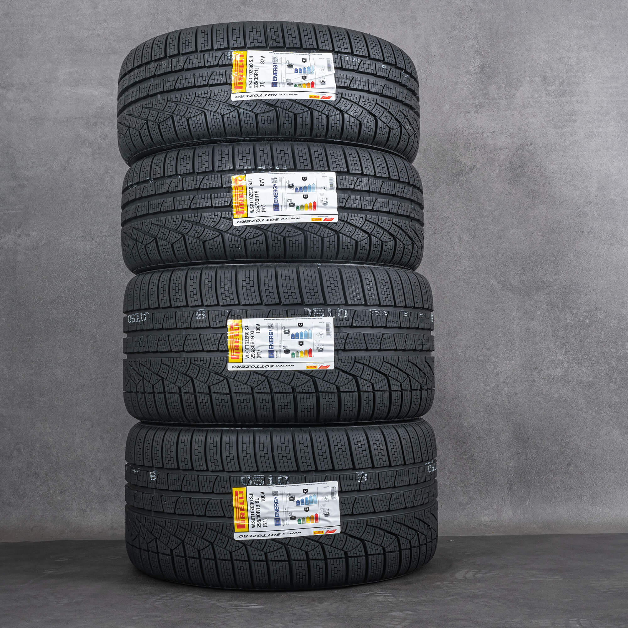 Alkuperäiset Porsche 997 vanteet 19 tuuman C2 talvirenkaat uudet 99736215700