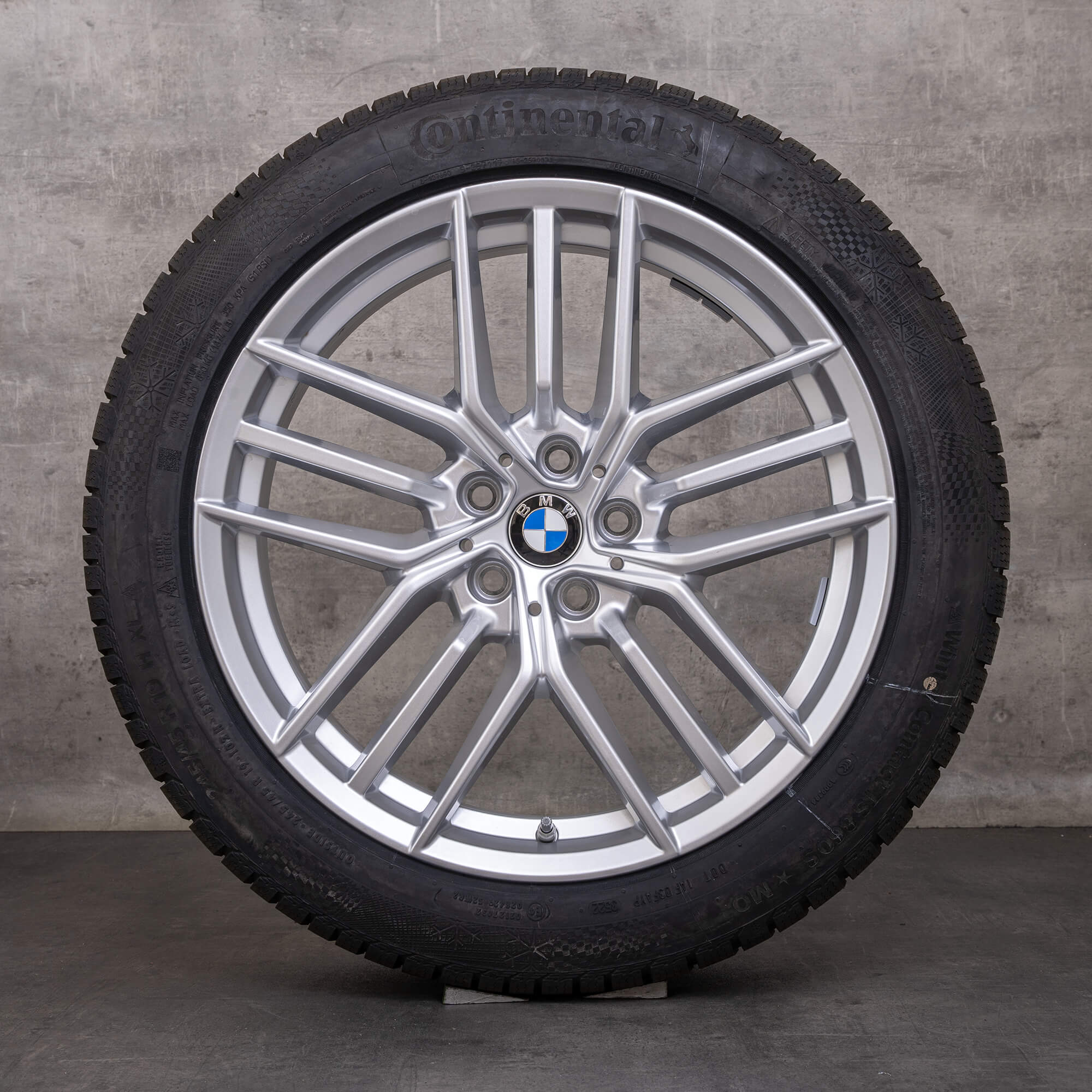 Alkuperäiset BMW 5-sarjan i5 talvirenkaat 19 tuuman G60 G61 vanteet styling 933 5A324D6 hopea kiiltävä