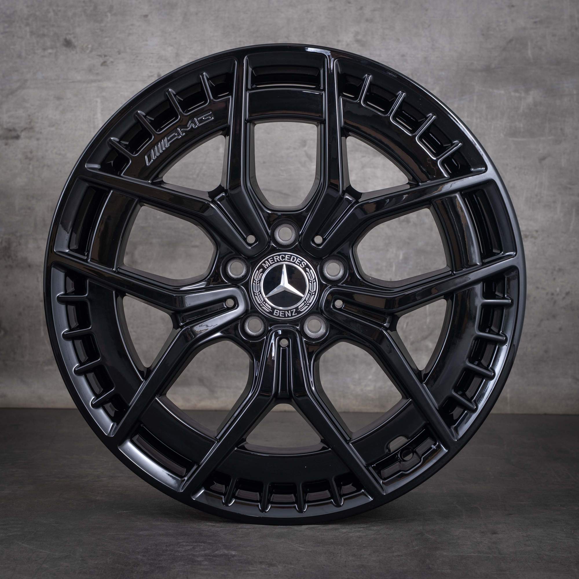 Alkuperäiset Mercedes-Benz EQA EQB AMG -vanteet 19 tuumaa H243 X243 A2434010500 kiiltävä musta