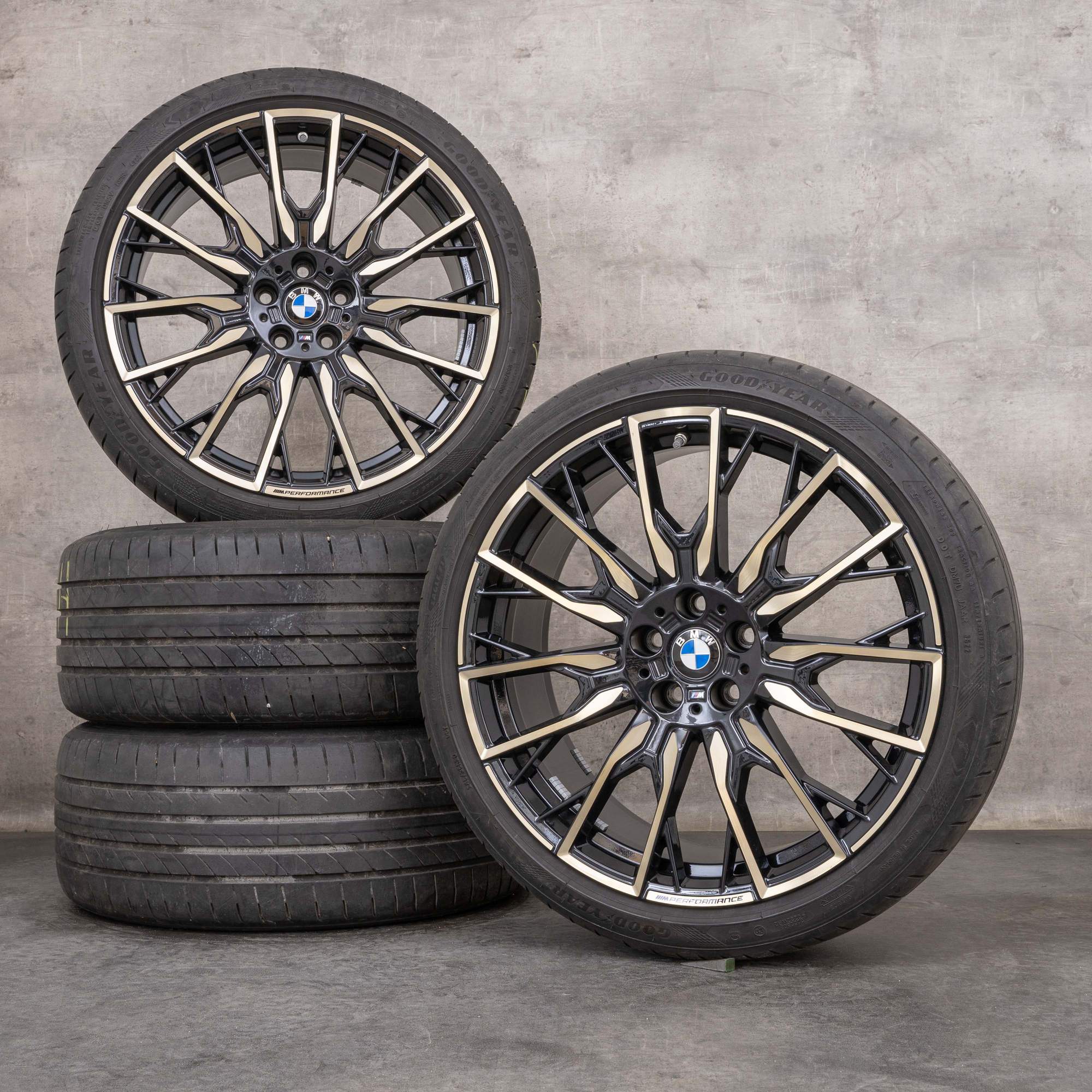 Original BMW 4-serie i4 fälgar 20 tum G26 sommarhjul styling 868 M 6895933 6895934 jet svart uni nattguld