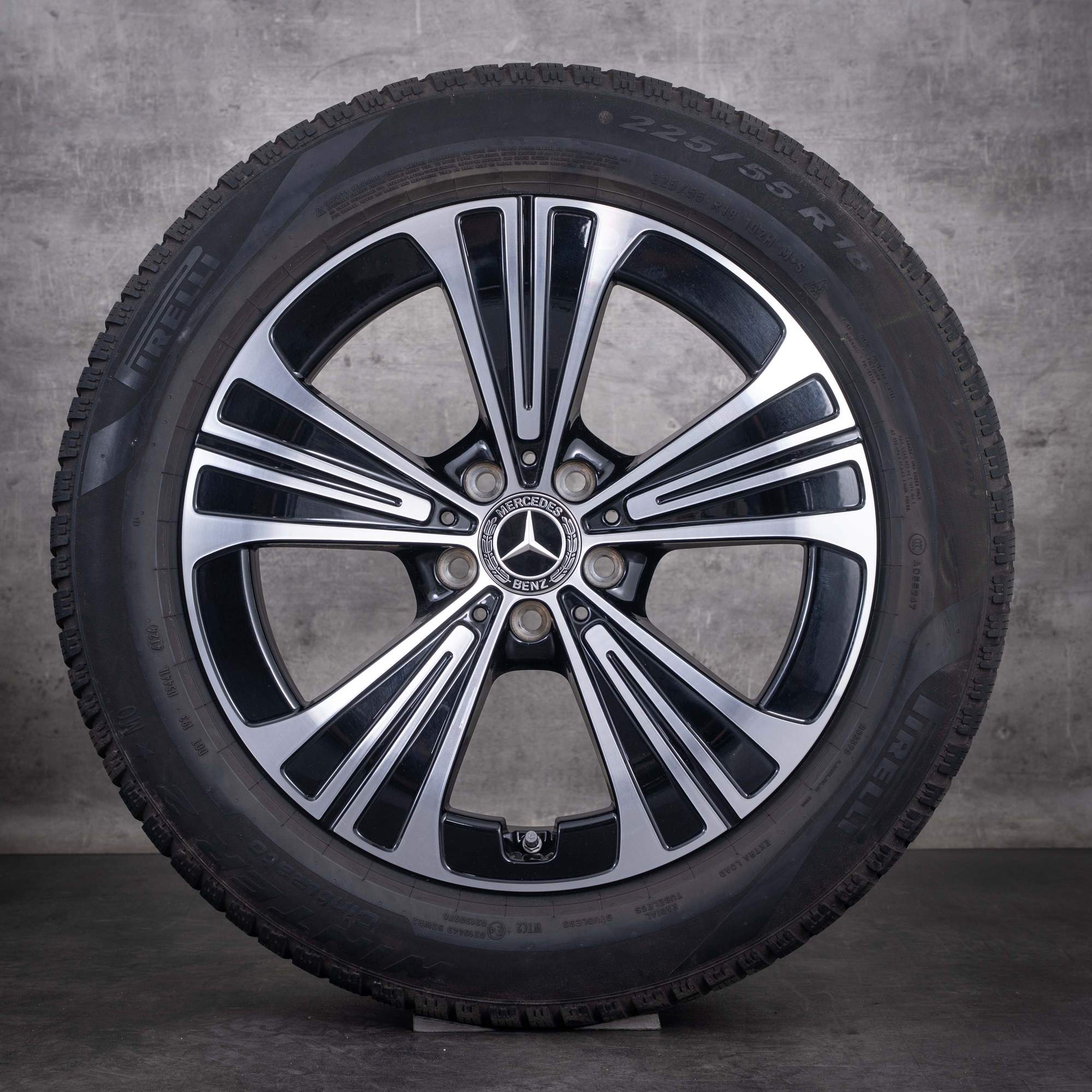 Originale Mercedes-Benz E-klasse vinterhjul 18 tommer W214 S214 fælge A2144012200 sort diamond cut