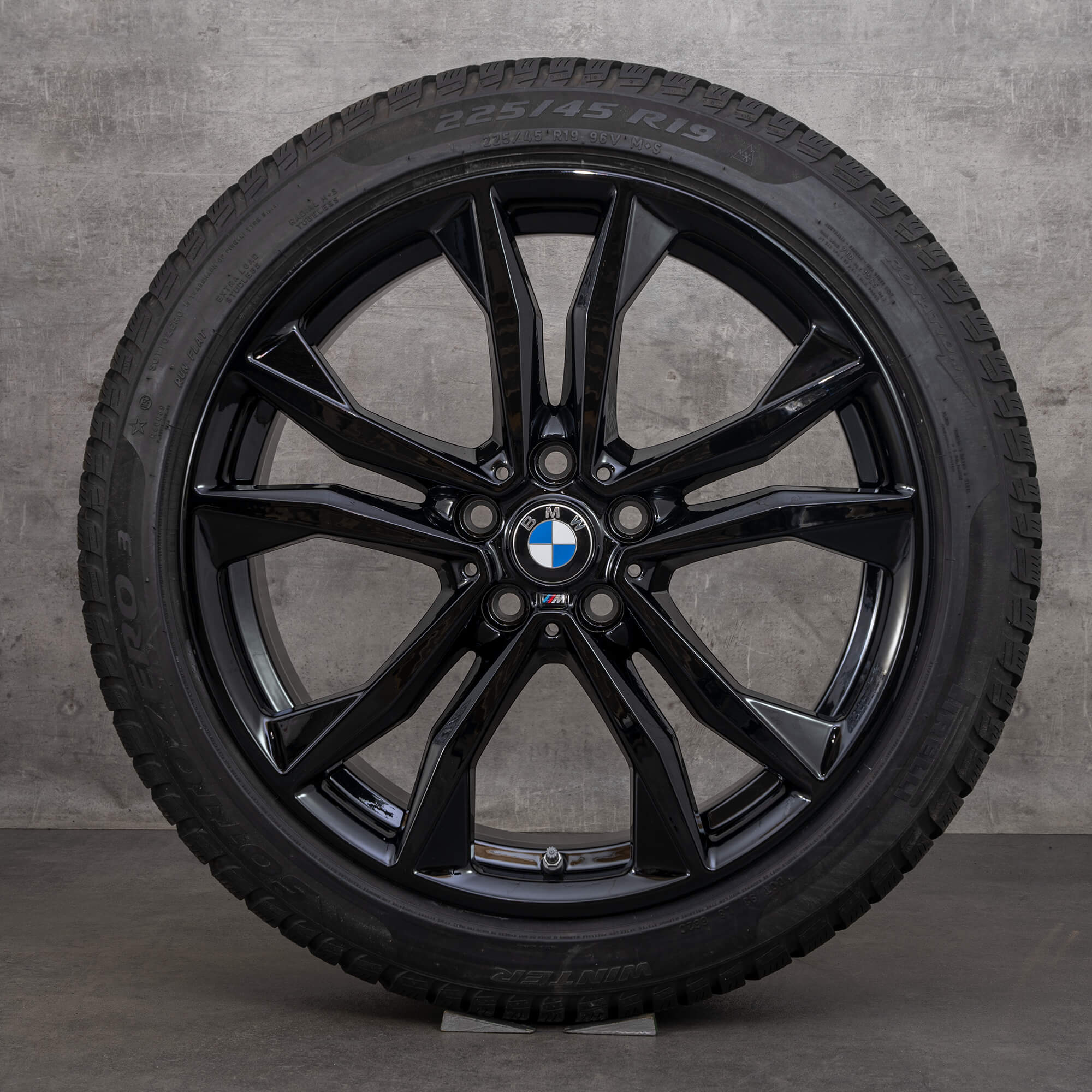 225/50R18 BMW X1 F48 X2 F39 U06用 2021〜2022年製