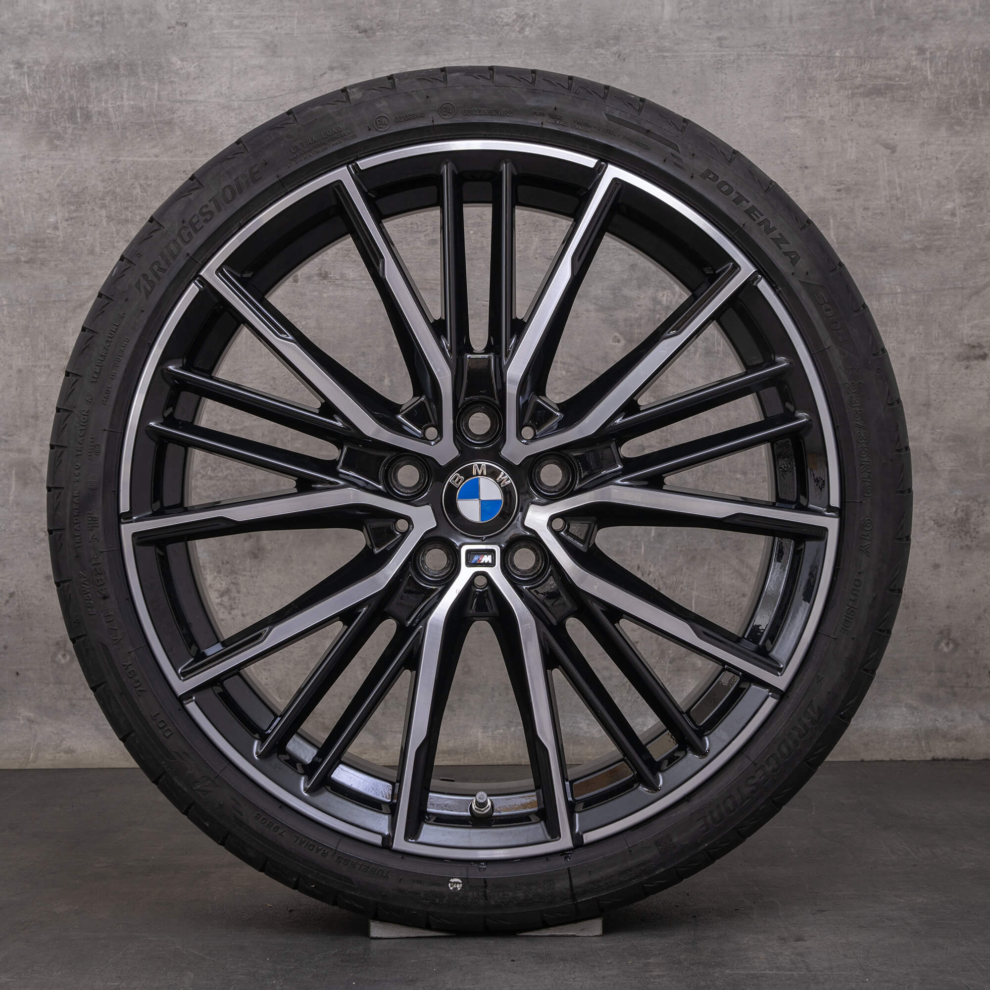 Original 19palcové ráfky na auto BMW řady 1 2 F40 F44 Gran Coupe letní kola Styling 552 M 8092356 černá lesklá soustružená