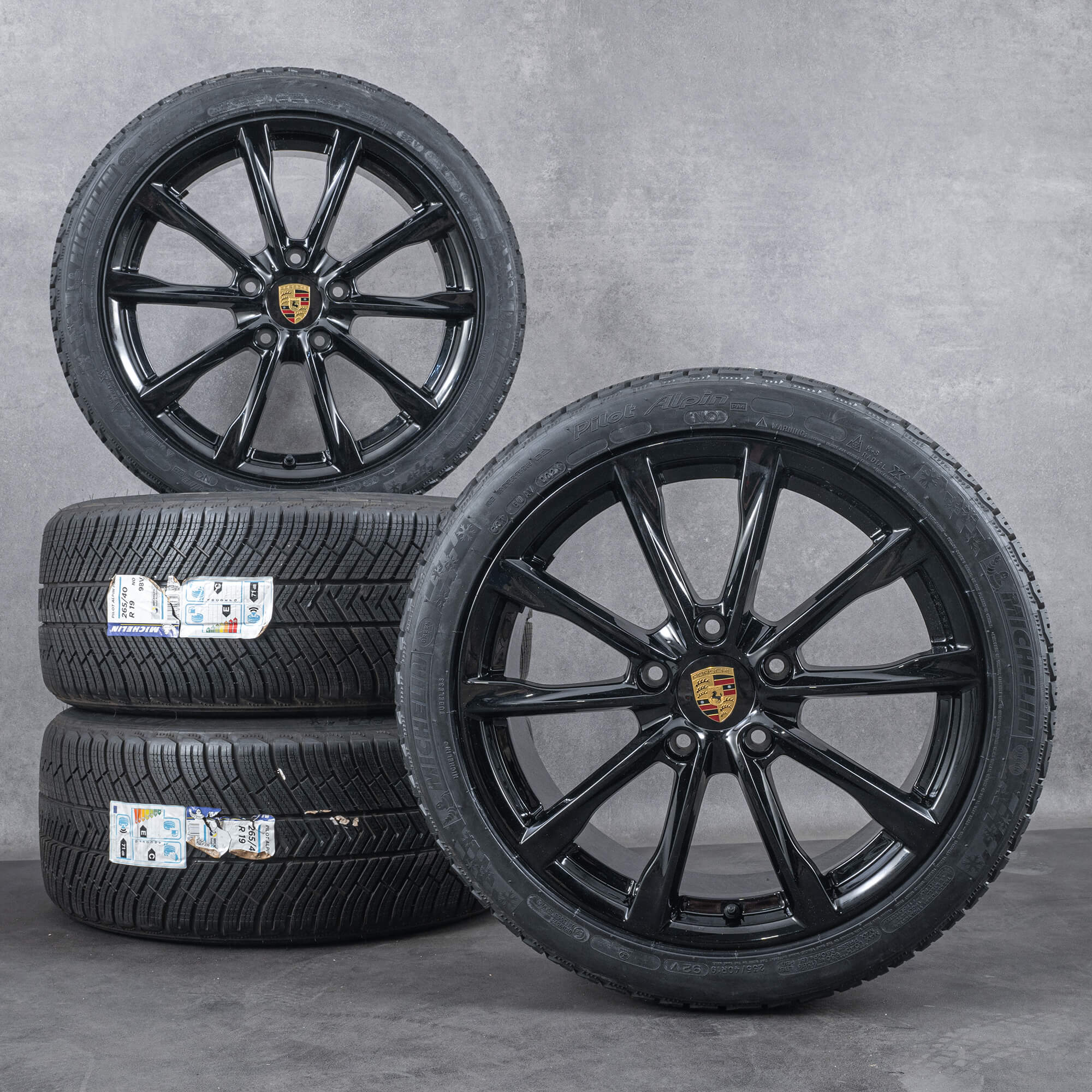 Original Porsche Boxster Cayman Winterräder 19 Zoll 982 S GTS T Felgen 982601025 982601025A schwarz glanz