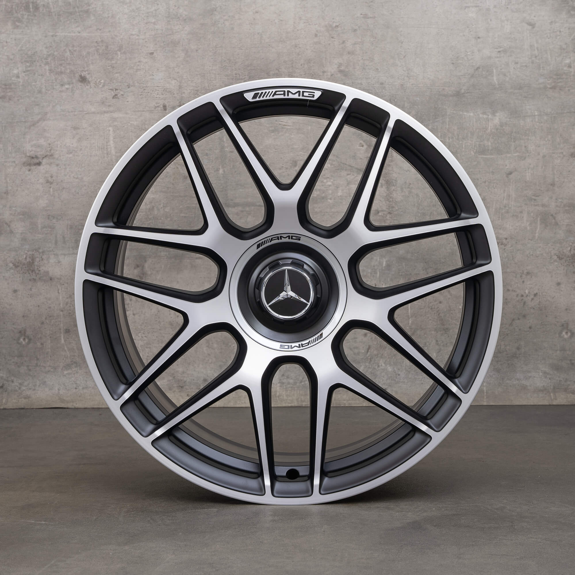 AMGライン 純正ホイール18インチ (c118 x118) AMG Mercedes Benz CLA45 C118 X118 Shooting Brake 19 inch rims