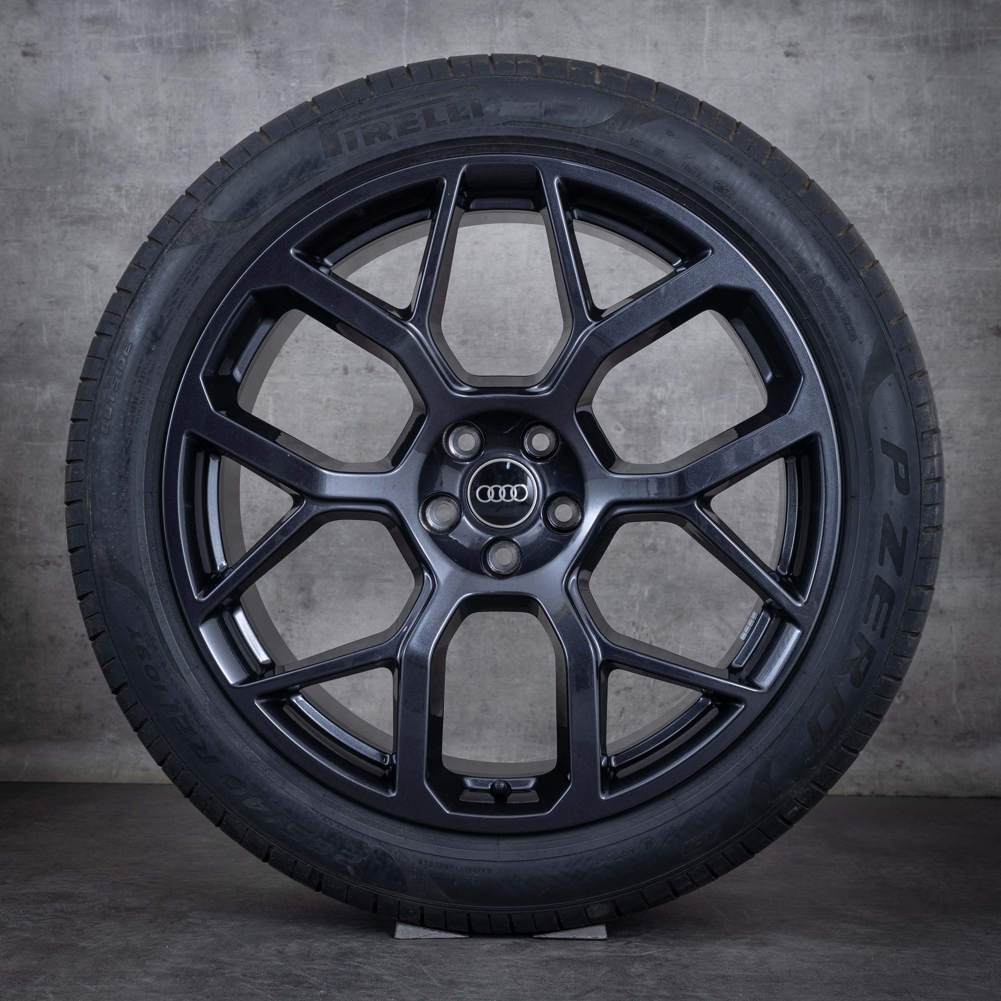 Oryginał Audi Q7 SQ7 felgi 21 cali 4M koła letnie 4M0601025DC granitowy połysk
