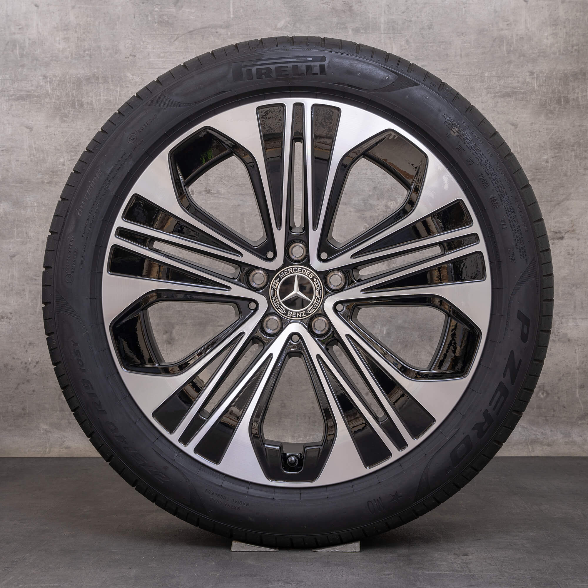 OEM Mercedes Benz E-Class wheels 19 inch W214 S214 summer