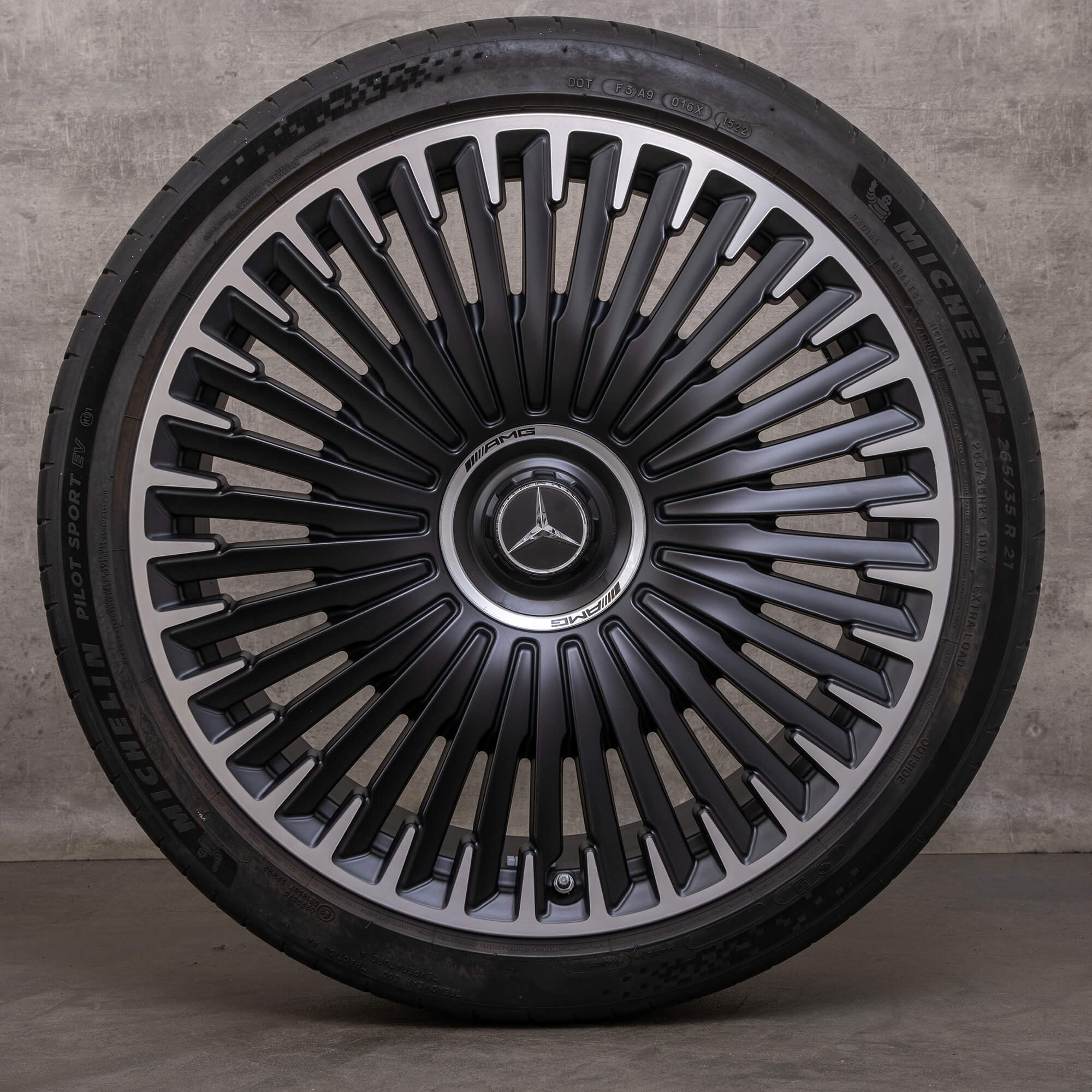 Original Mercedes Benz EQE 43 53 AMG fælge 21 tommer V295 sommerhjul A2954013100 A2954013200 sort mat blank drejet
