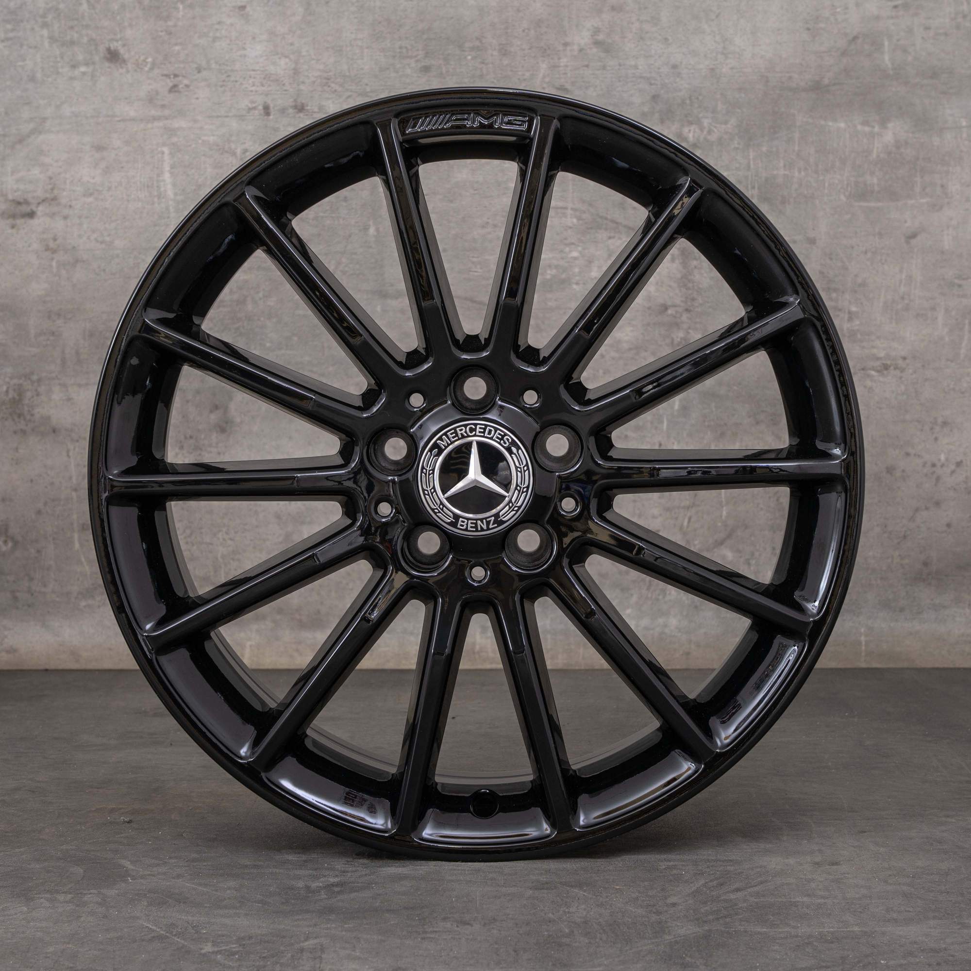 Original Mercedes Benz A B Klasse CLA AMG Felgen 18 Zoll W176 W246 C117 X117 A1764010200 schwarz glanz