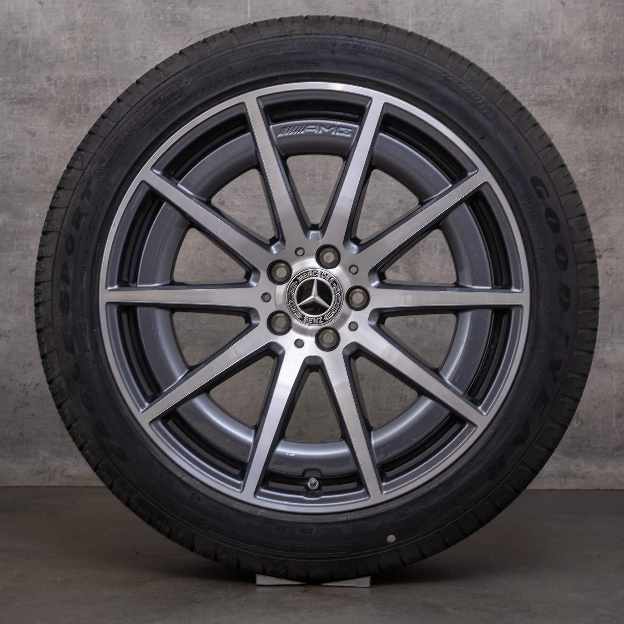 Orijinal Mercedes Benz S-Serisi S 63 E AMG jantlar 20 inç W223 Performans tüm hava koşullarına uygun lastikler A2234011900 A2234012000 himalaya gri yüksek parlaklıkta tornalanmış