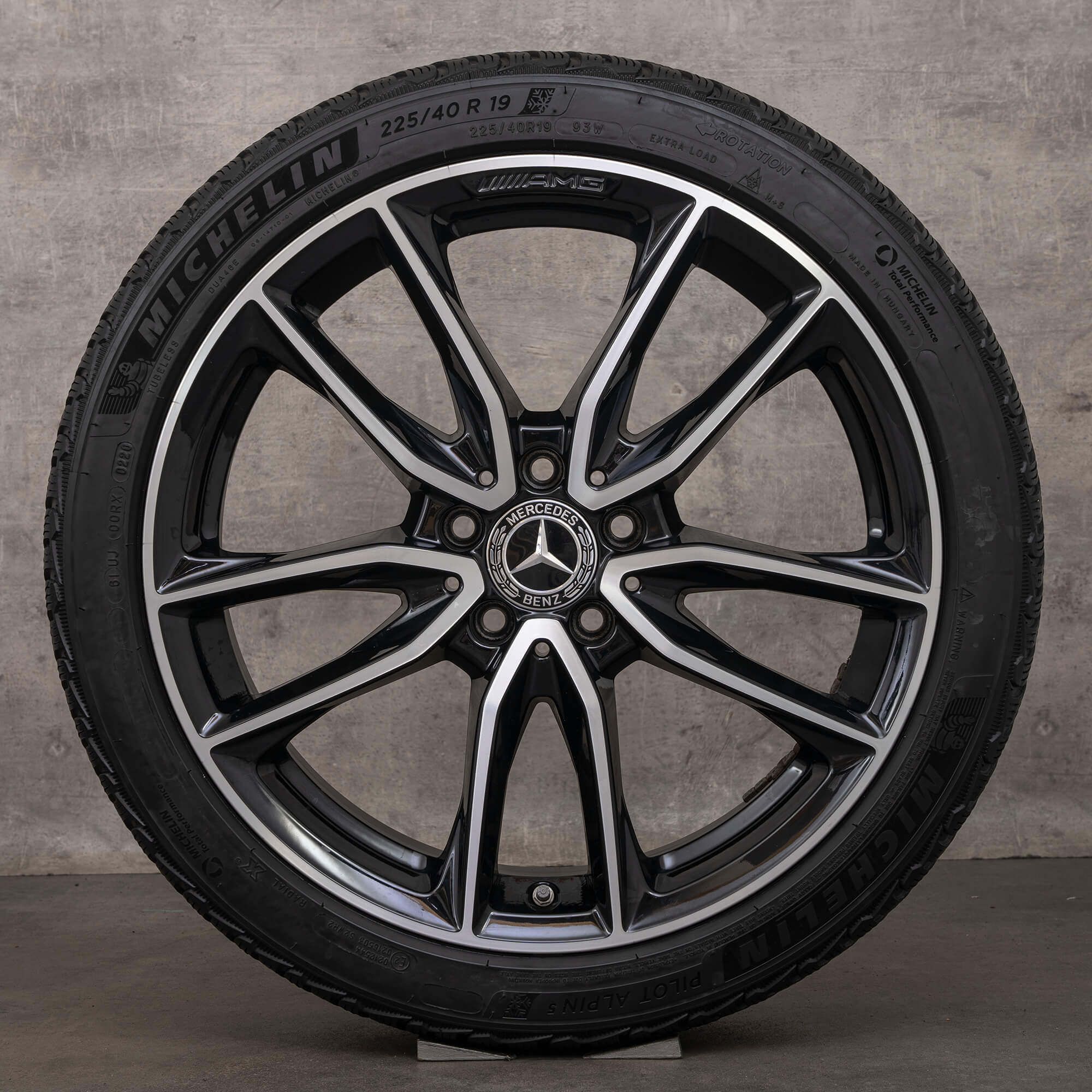 AMG Mercedes A B CLA W177 W247 W118 Winterreifen 19 Zoll Felgen 