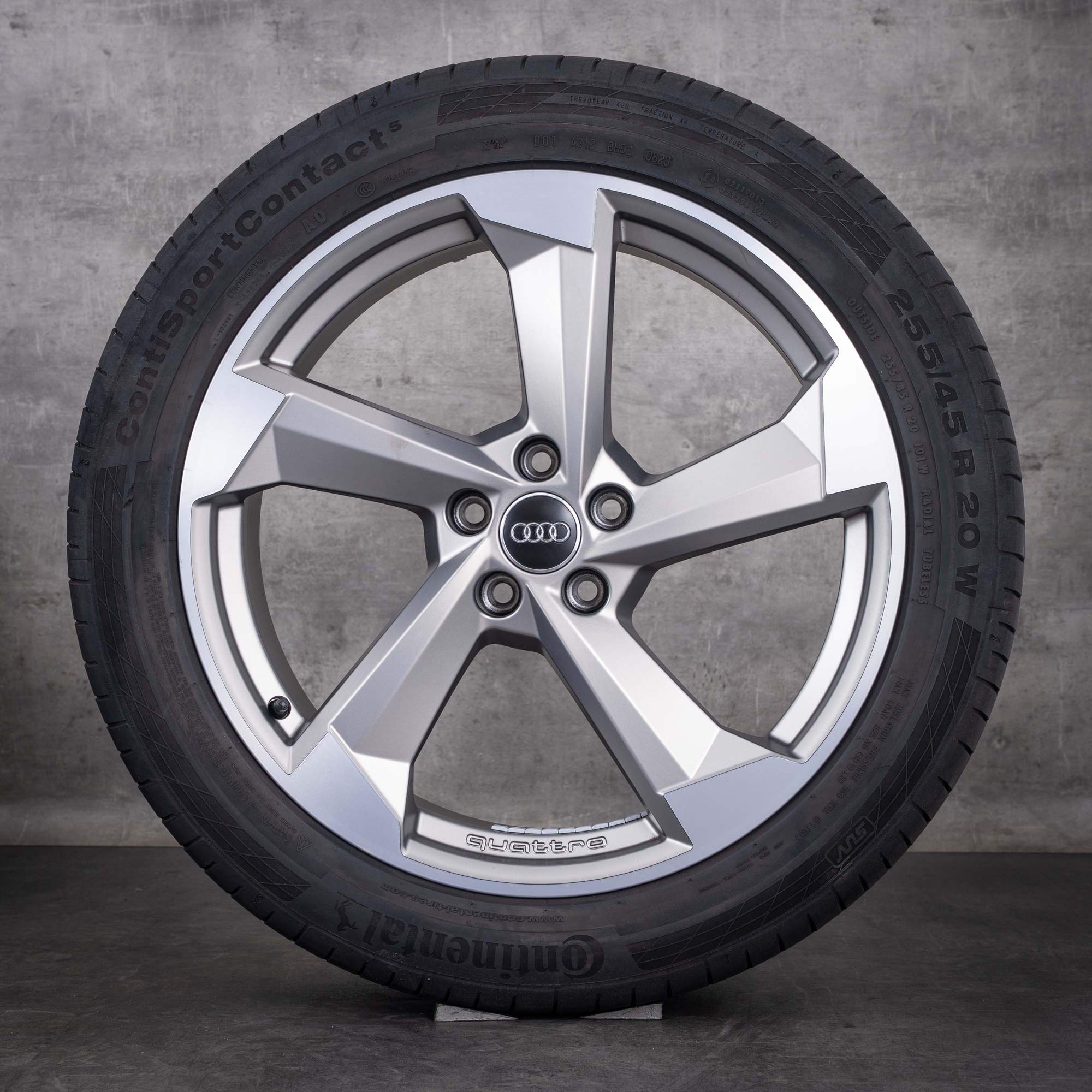 Oryginalne felgi Audi Q5 SQ5 20 cali FY – opony letnie 80A601025S wzór Rotor Quattro tytan w stylu diamond cut z polerowanymi elementami