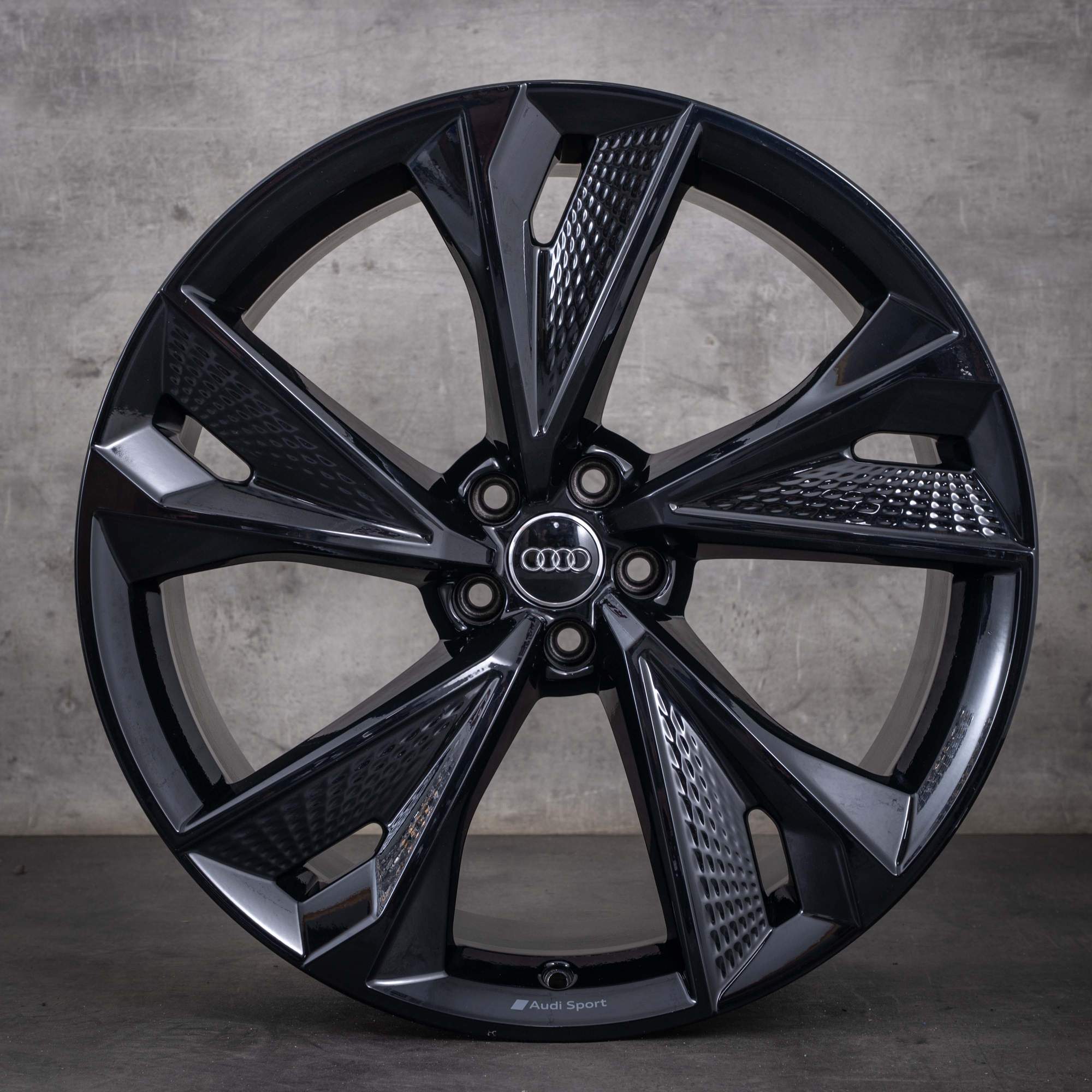 Original Audi RS6 RS7 Winterräder 22 Zoll 4K C8 Felgen 4K0601025BC schwarz glanz