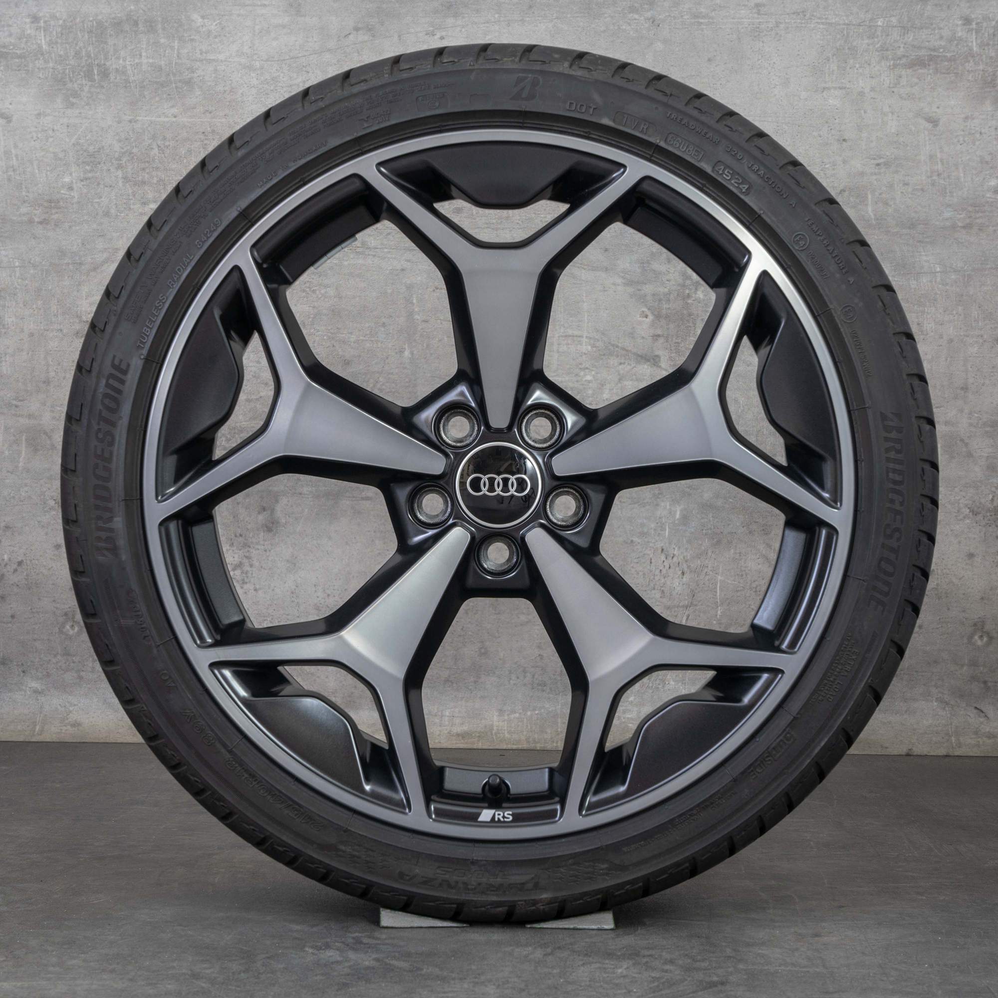 Original Audi A1 Felgen 18 Zoll GB Sommerräder 82A601025BC granit matt glanzgedreht