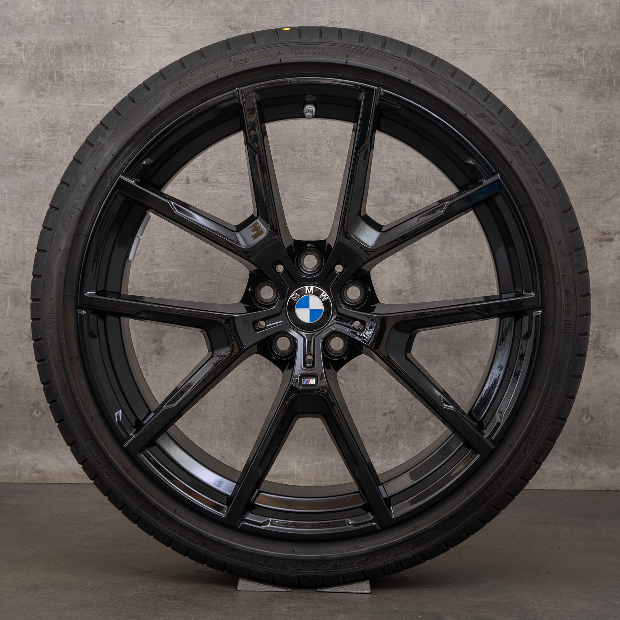 BMW 8er G14 G15 G16 Sommerräder 20 Zoll Felgen 8097240 8097241 728 M jet black